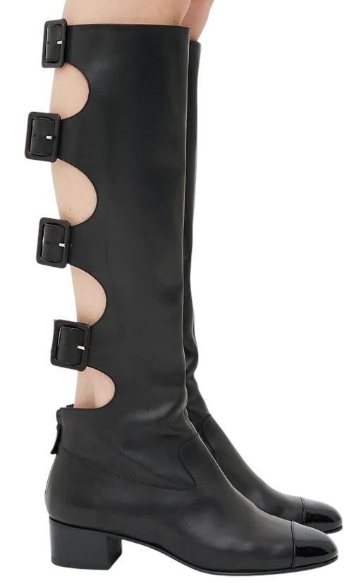Chanel 07A Runway Black Leather Gladiator Buckle Knee High Riding Boots EU 39.5