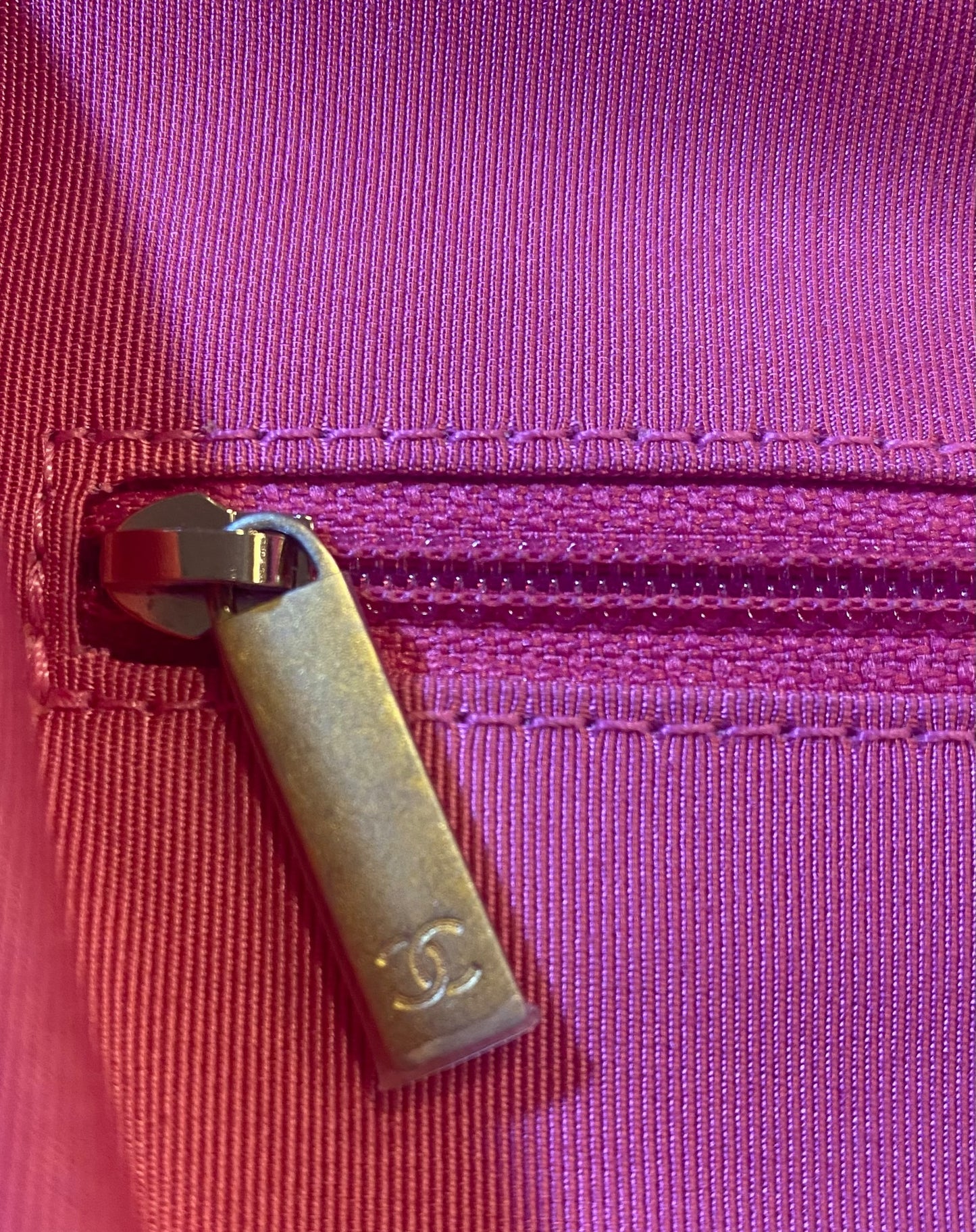 Chanel 19K Giant Large Logo Pink Fuscia Wool Tweed Shopping Bag GHW