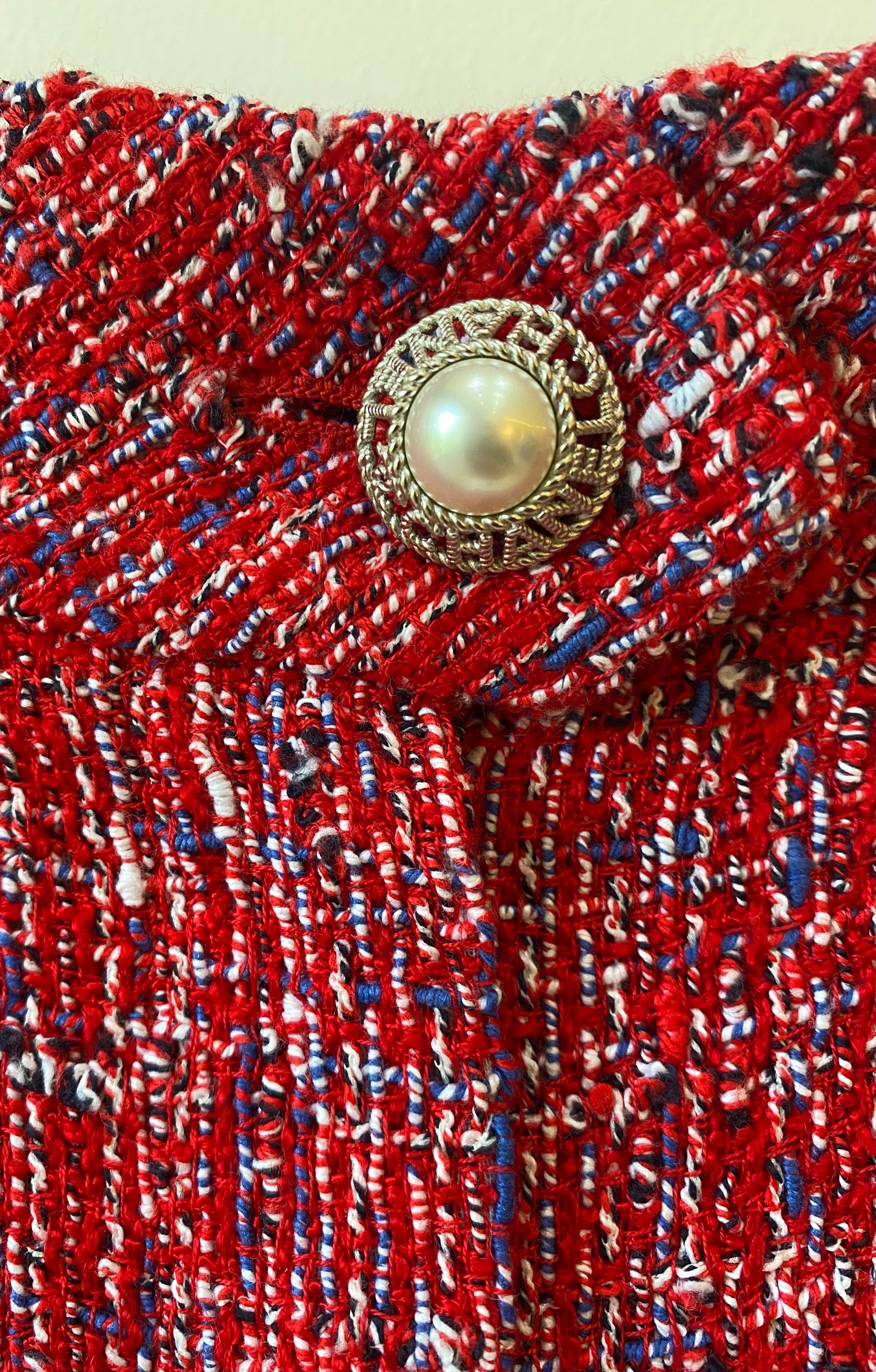 Chanel 19C La Pausa Red Tweed Pearl Shorts FR 36