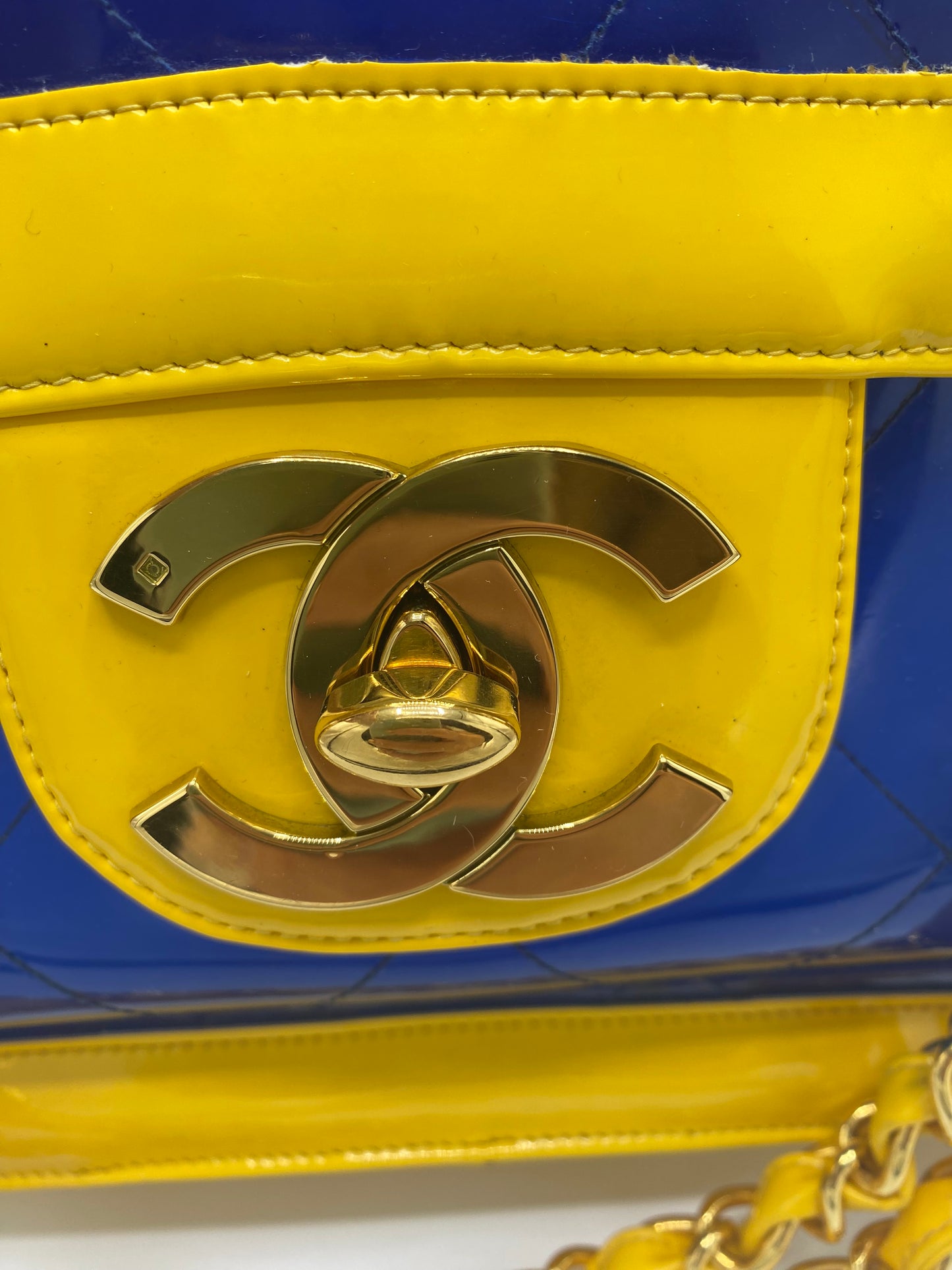 Extremely Rare Gem! 95P Barbie Bicolor Yellow and Blue Vinyl Maxi PVC Patent Flap Bag!
