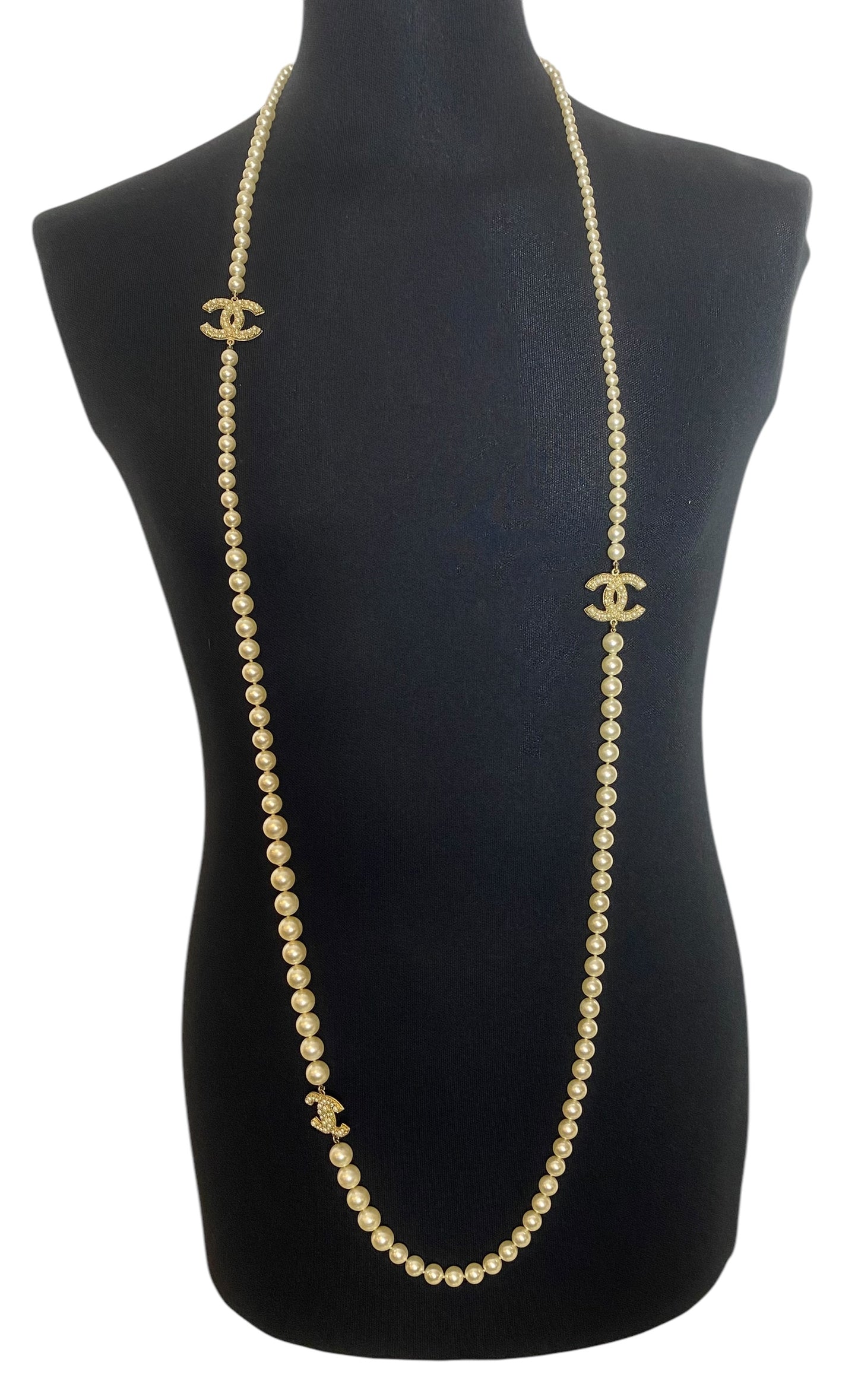 Chanel 14C Extra Long Pearl CC Charm 100th Anniversary Edition Necklace Belt