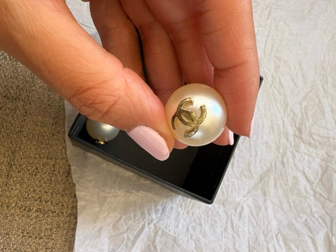Chanel 14S XL Pearl Pale Champaign Gold Tone Stud Earrings