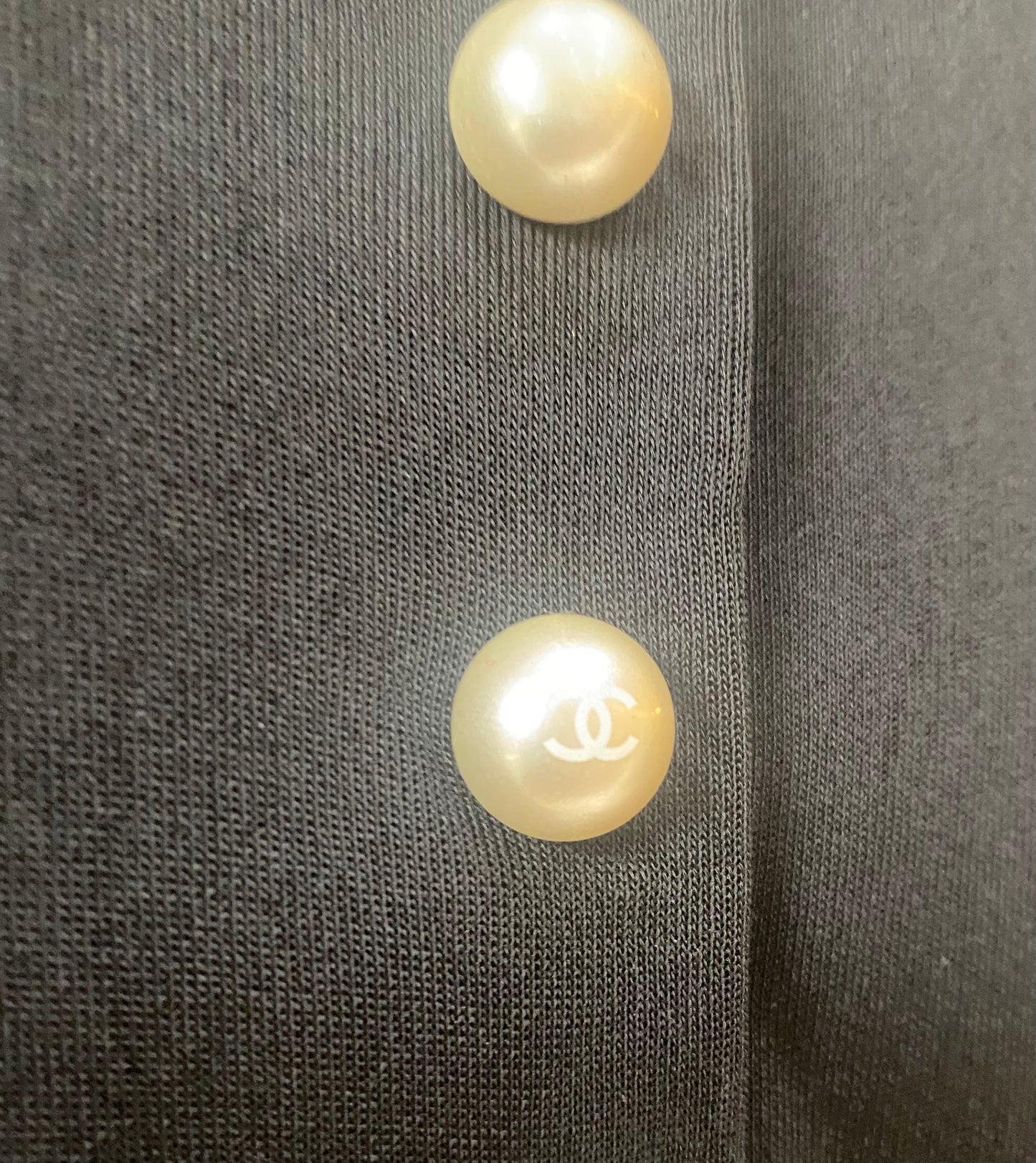 CHANEL 13P BLACK BLOUSE TOP PEARL CC BUTTONS FR 36