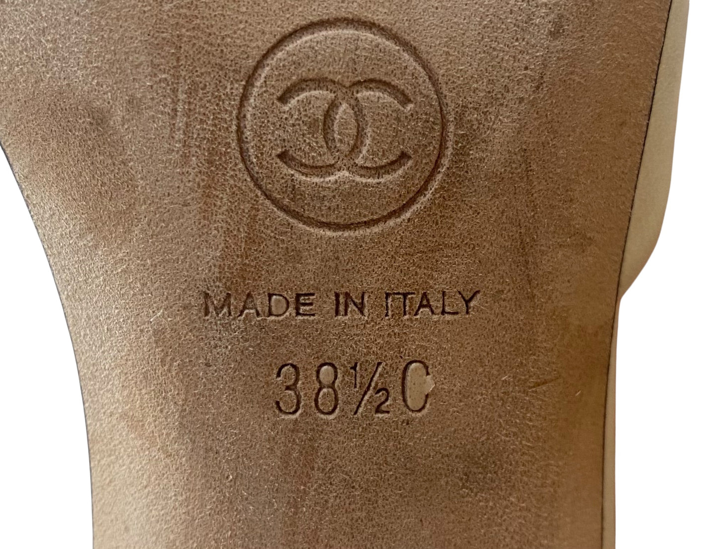 Chanel 16A Paris-Rome Ivory Black Leather Serpent Mules EU 38.5C