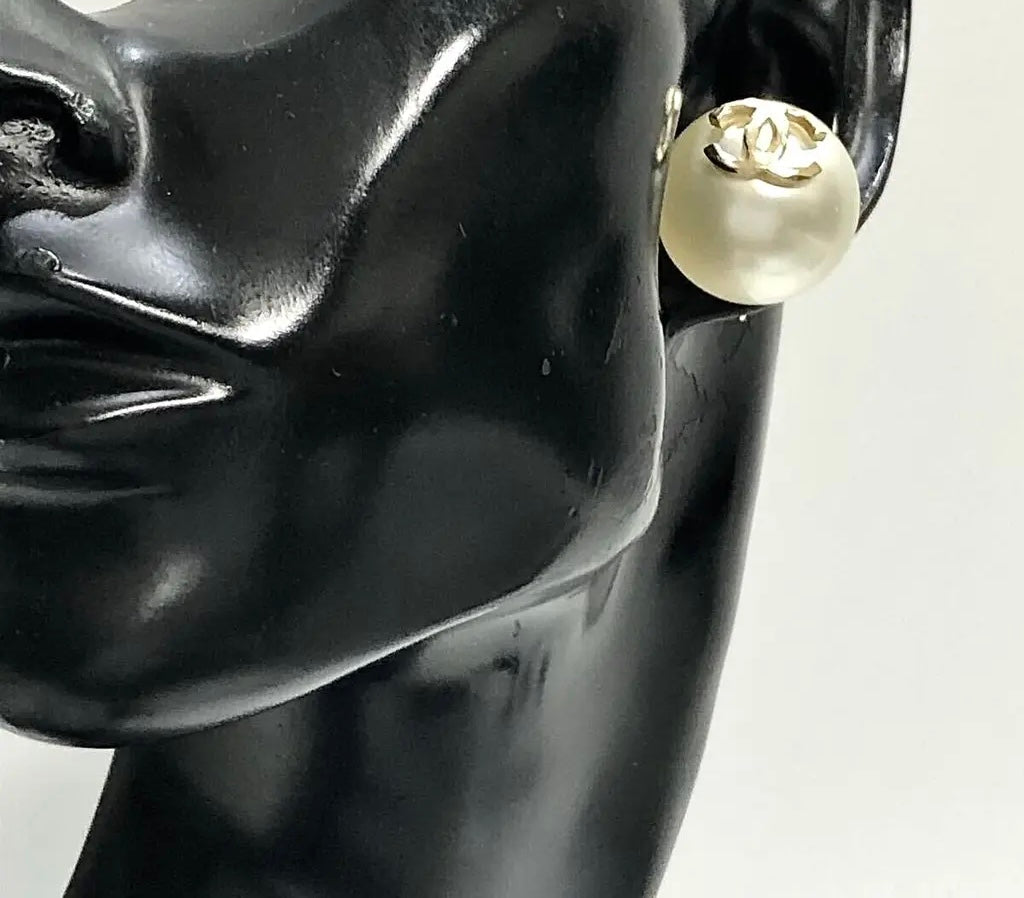 Chanel 14S XL Pearl Pale Champaign Gold Tone Stud Earrings