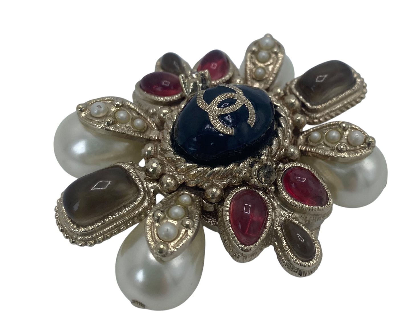 Rare Chanel 11A Paris-Byzance Large Pearl Poured Glass Gripoix Brooch