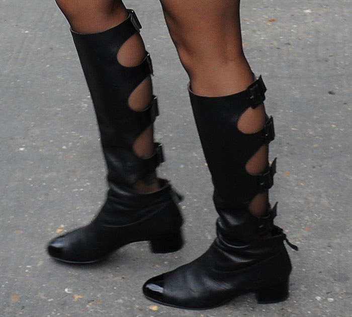 Chanel 07A Runway Black Leather Gladiator Buckle Knee High Riding Boots EU 39.5
