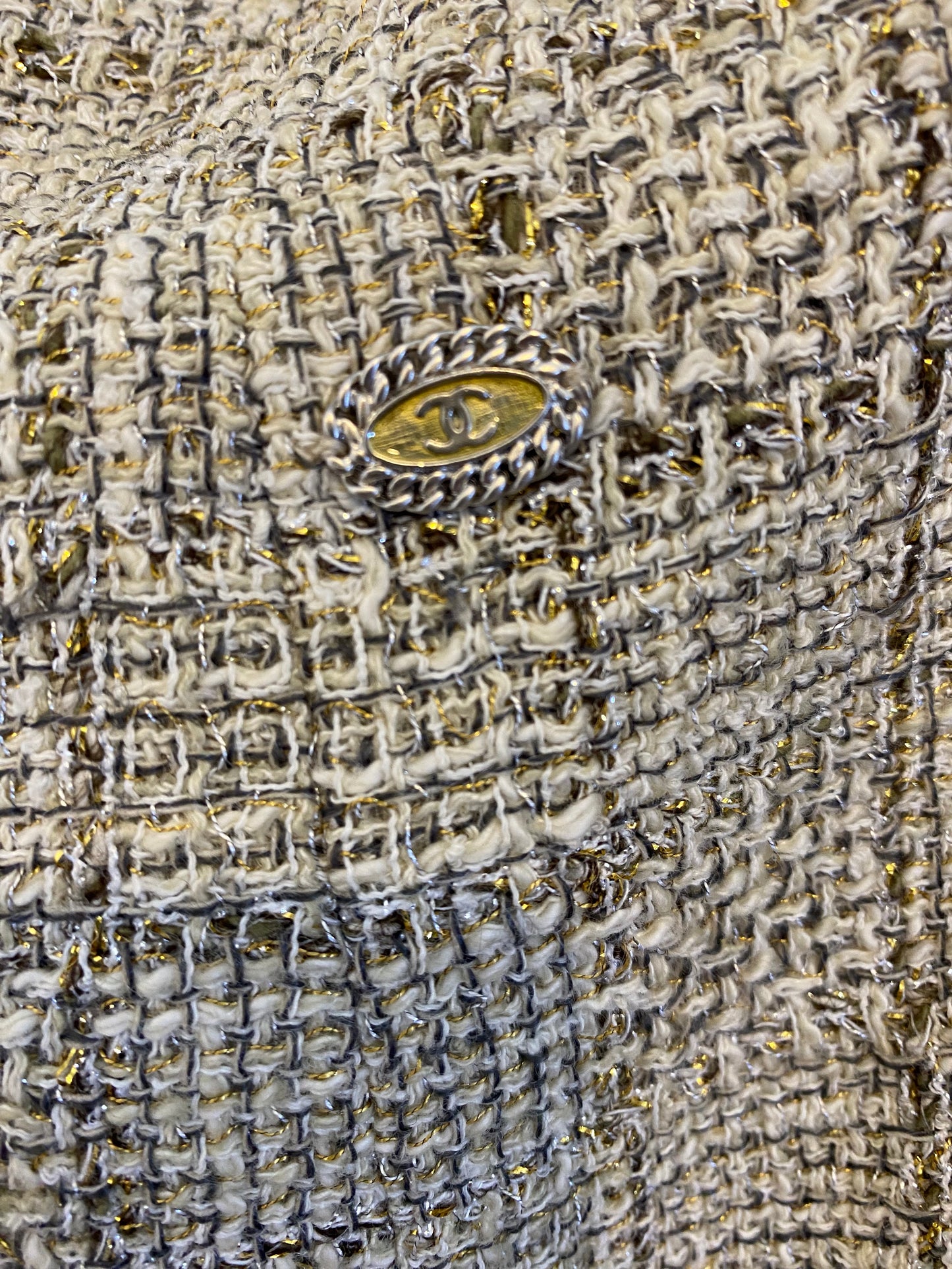 Chanel 10P Fantasy Tweed Beige Metallic Gold Jacket Skirt Suit Set FR 42/44