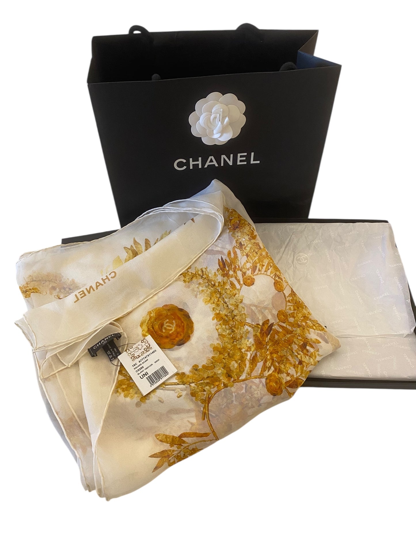NWT Chanel 18C Paris-Greece XL Silk Wrap Scarf Cover Up Sarong Pareo