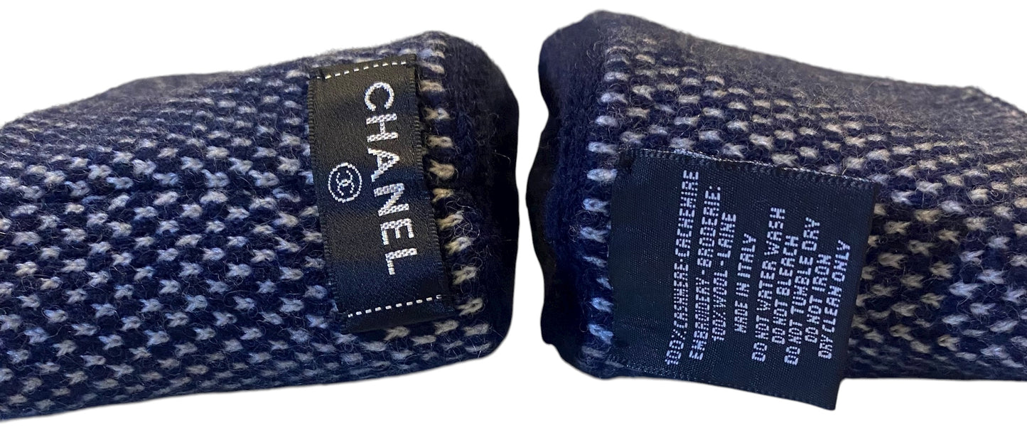Chanel 20A Navy Blue White Ecru CC Cashmere Gloves