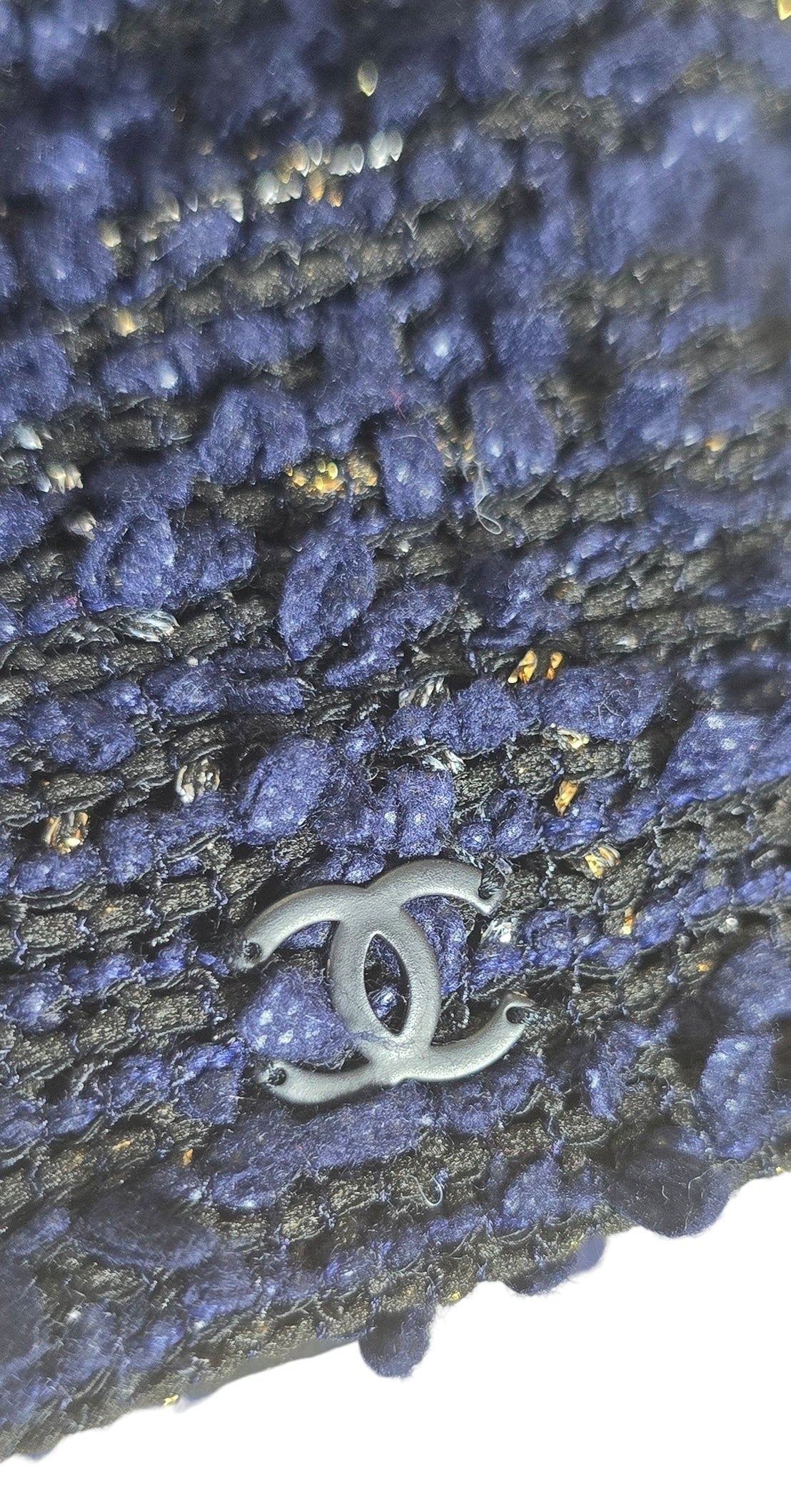 Chanel 04P Navy & Black Lesage Tweed Pearls CC Logo Button Blazer Jacket FR 42