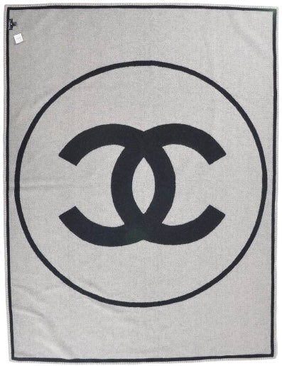 NWT Large Chanel Black & Grey Wool Cashmere CC Throw Blanket Decor