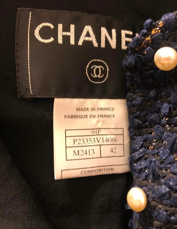 Chanel 04P Navy & Black Lesage Tweed Pearls CC Logo Button Blazer Jacket FR 42