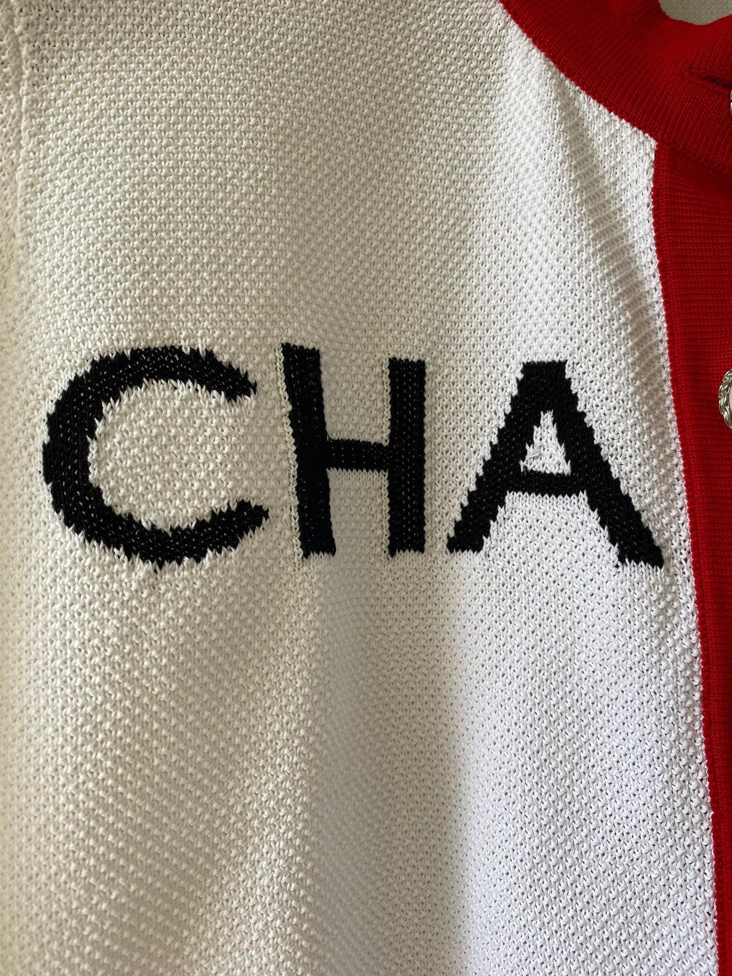 Chanel 19S Iconic White Red Cropped Cardigan Sweater FR 38