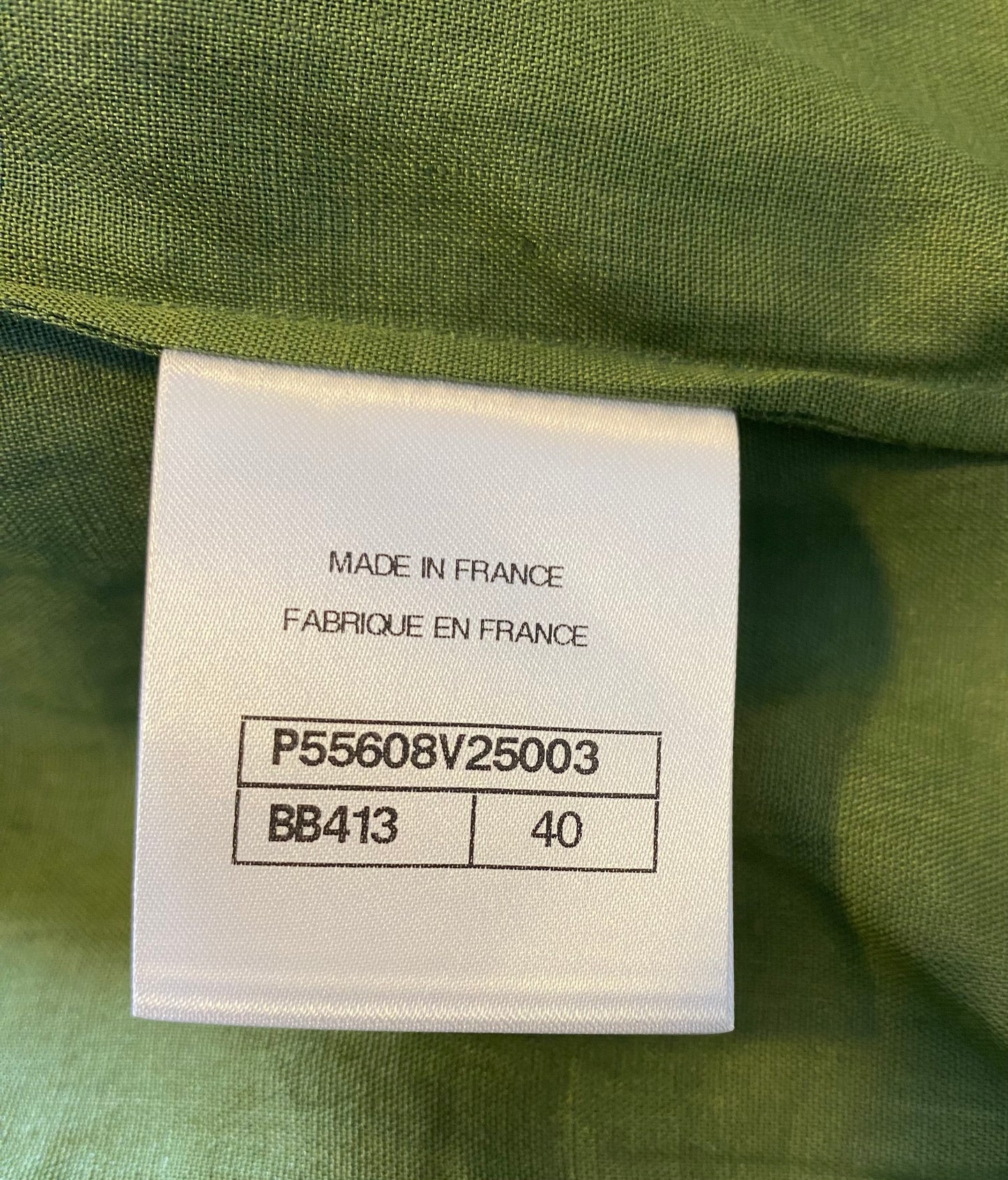 CHANEL 17C RUNWAY PLEATED GREEN LINEN SLEEVELESS BOW BLOUSE TOP FR 40