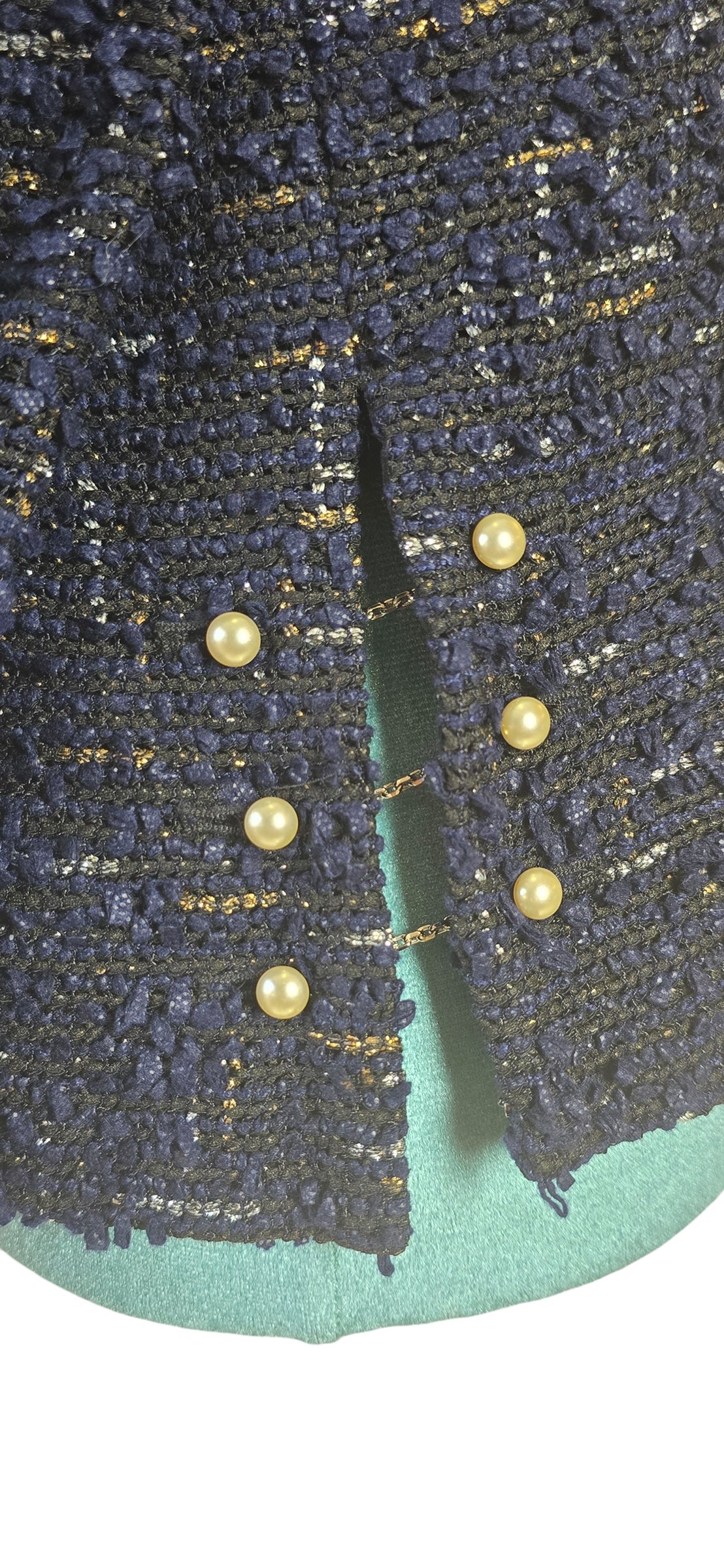 Chanel 04P Navy & Black Lesage Tweed Pearls CC Logo Button Blazer Jacket FR 42