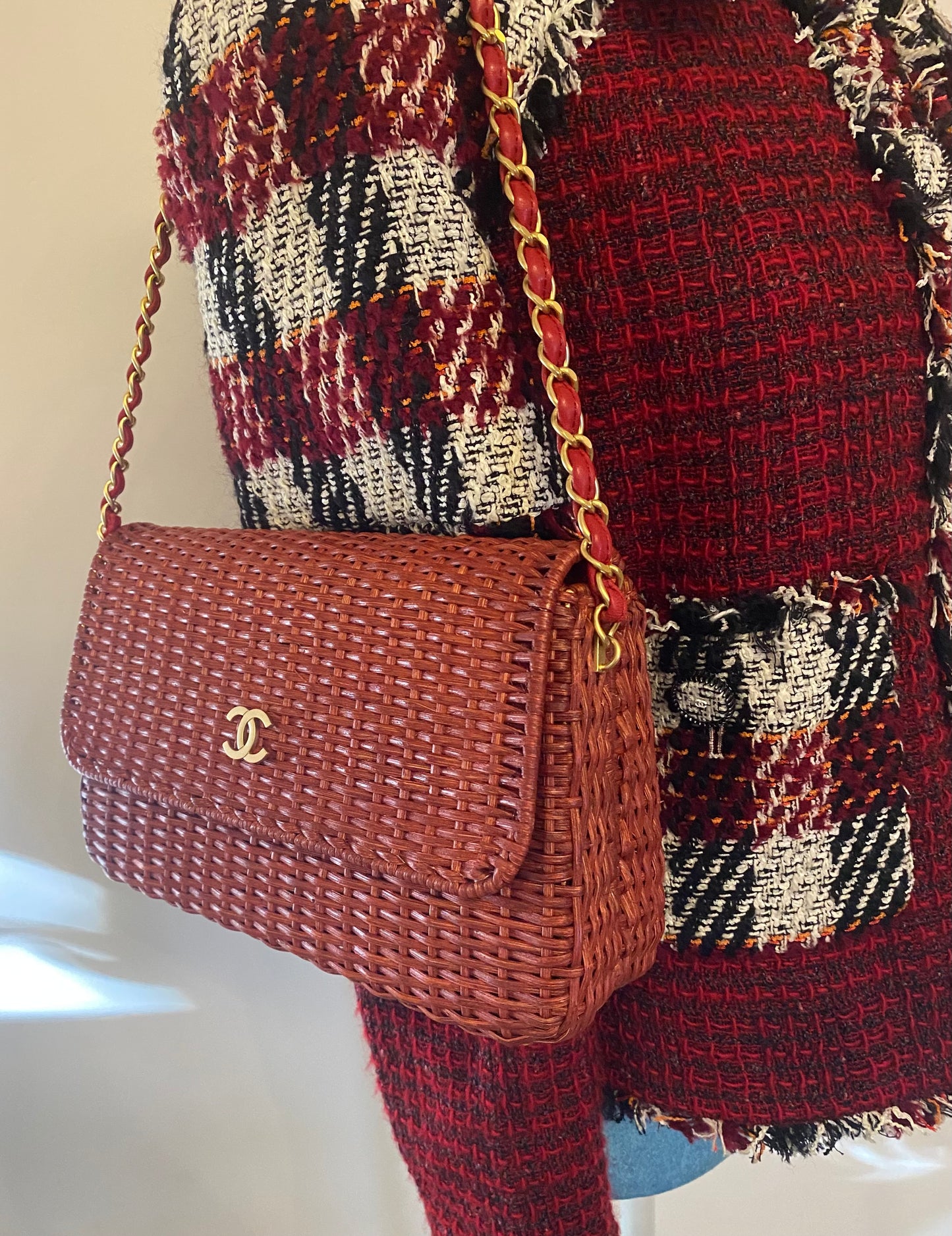 Chanel Extremely Rare 2001 Spring Red Wicker Basket Classic Flap Handbag with Matte Gold Hardware