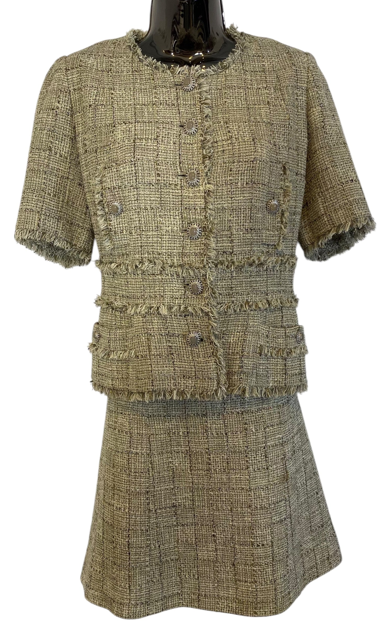 Chanel 10P Fantasy Tweed Beige Metallic Gold Jacket Skirt Suit Set FR 42/44