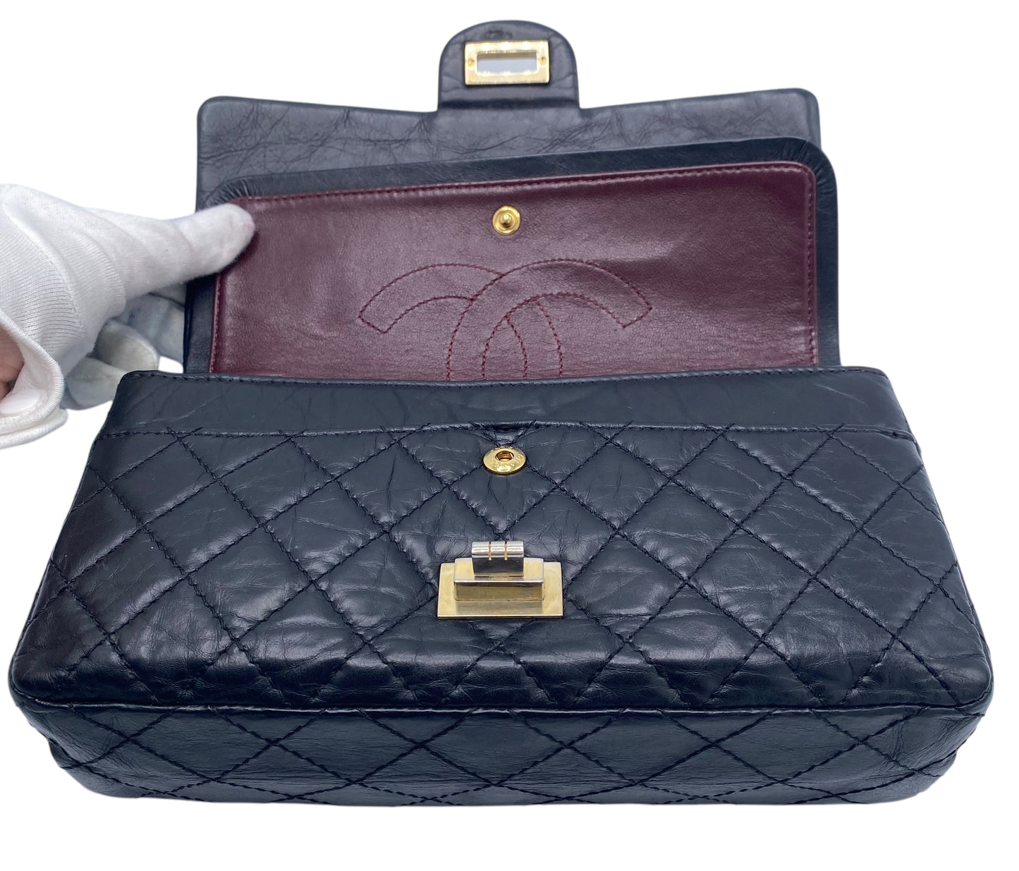 Chanel Black Quilted Aged Calfskin 2.55 Reissue 225 Small Double Flap Bag Gold Hardware