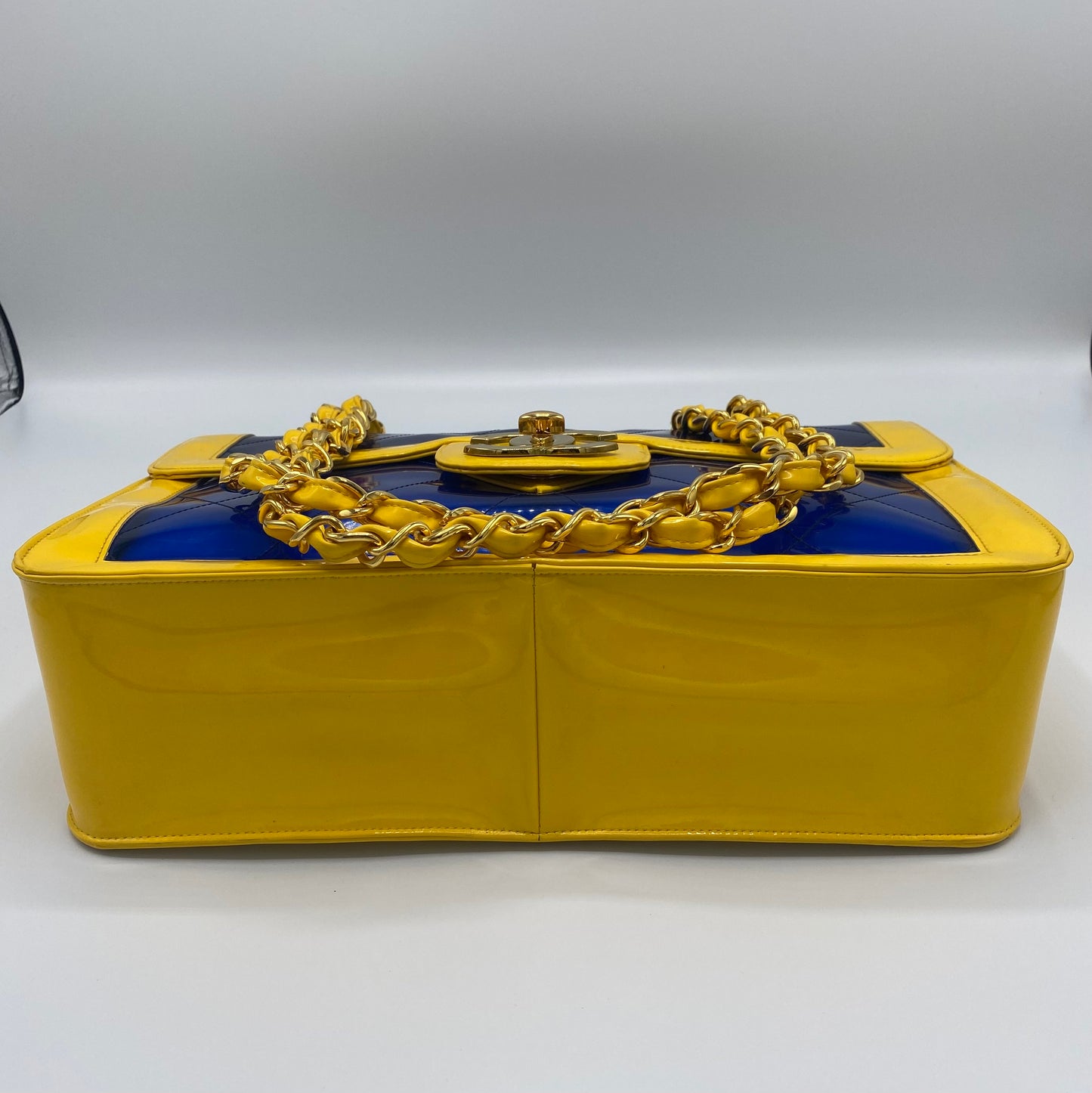 Extremely Rare Gem! 95P Barbie Bicolor Yellow and Blue Vinyl Maxi PVC Patent Flap Bag!