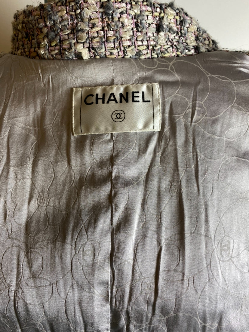 Chanel 04A Runway Baby Pink Light Grey Fantasy Tweed Jacket FR 38