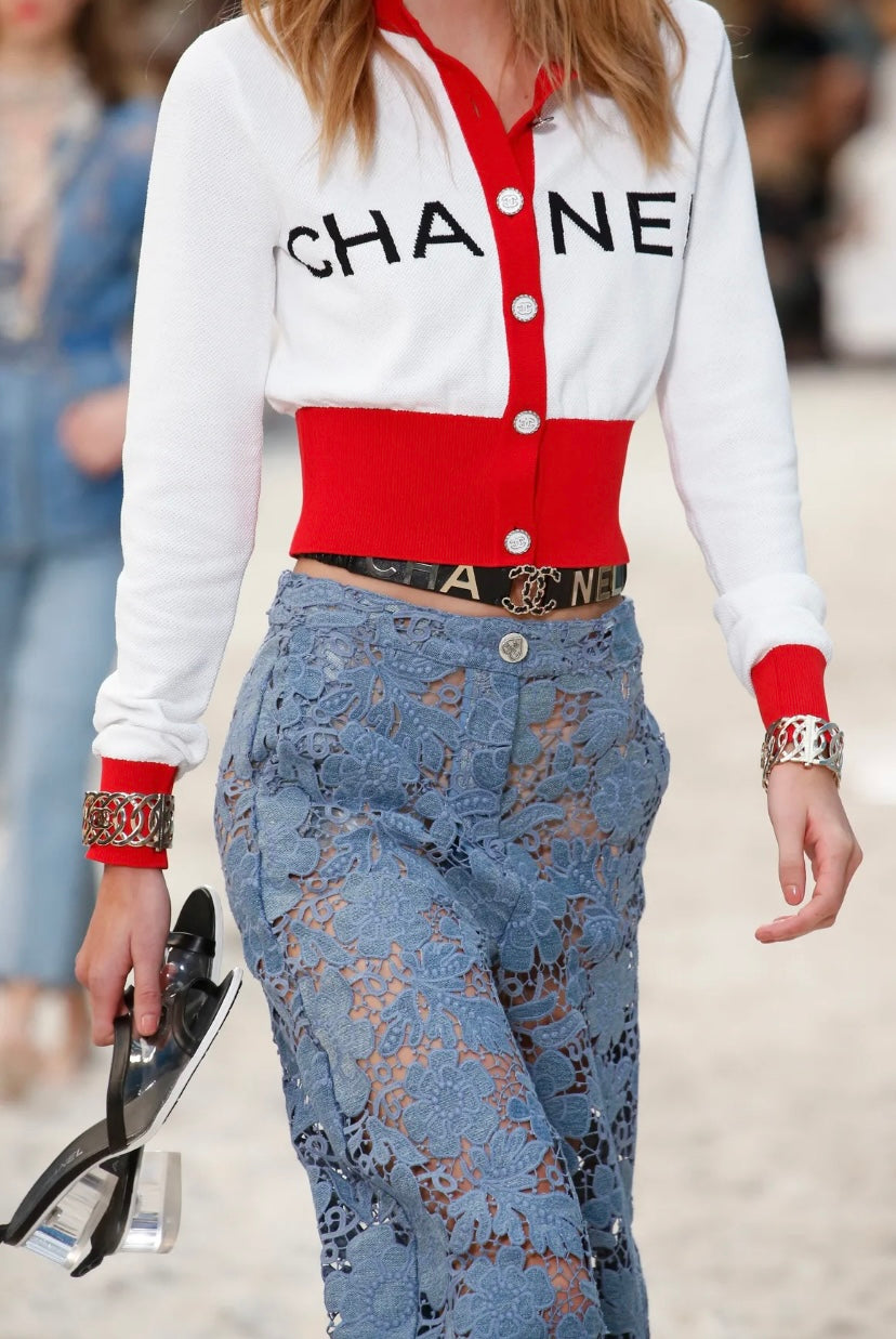 Chanel 19S Iconic White Red Cropped Cardigan Sweater FR 38