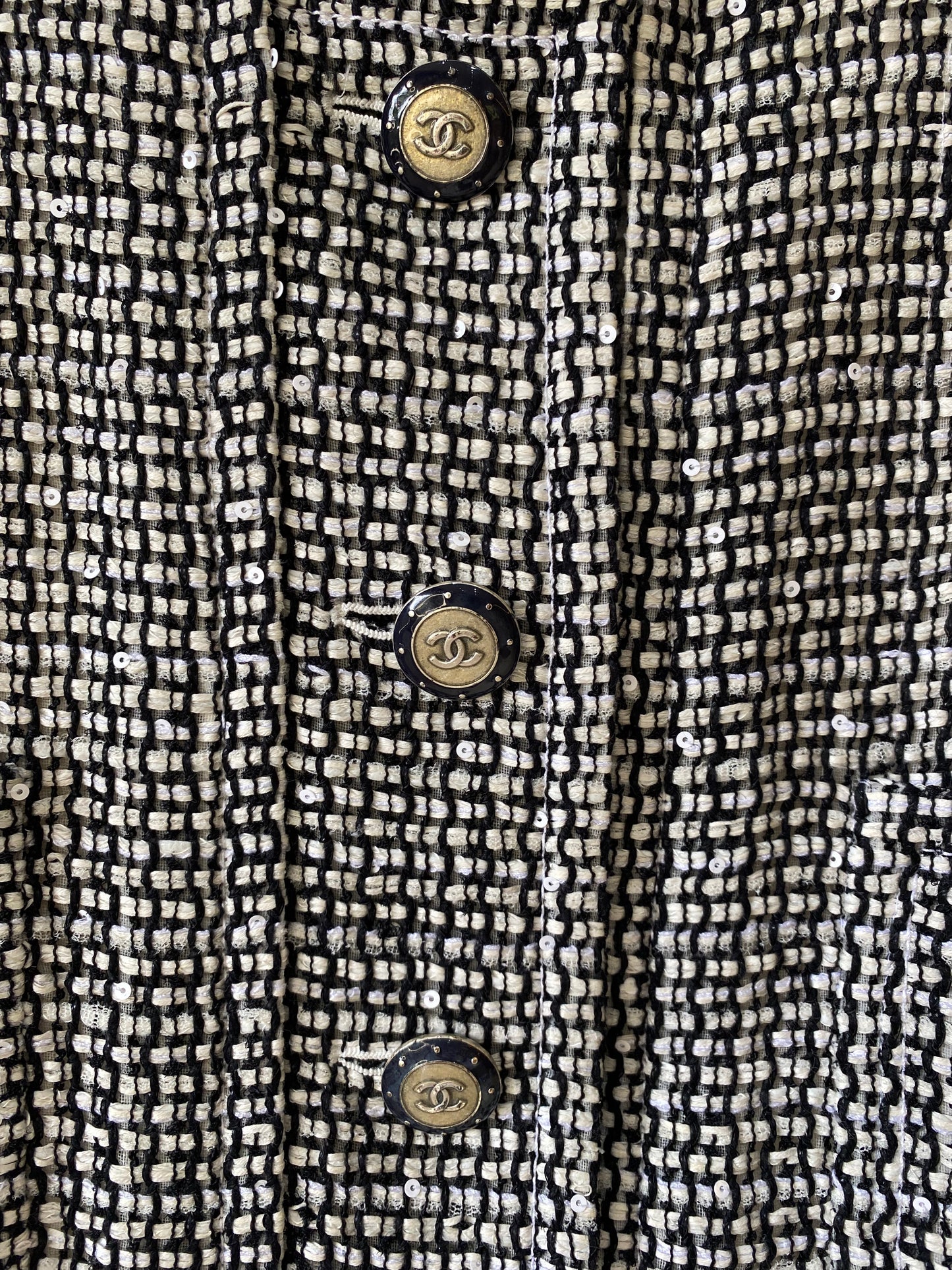 CHANEL 14C Shanghai BLACK AND WHITE TWEED JACKET FR 38