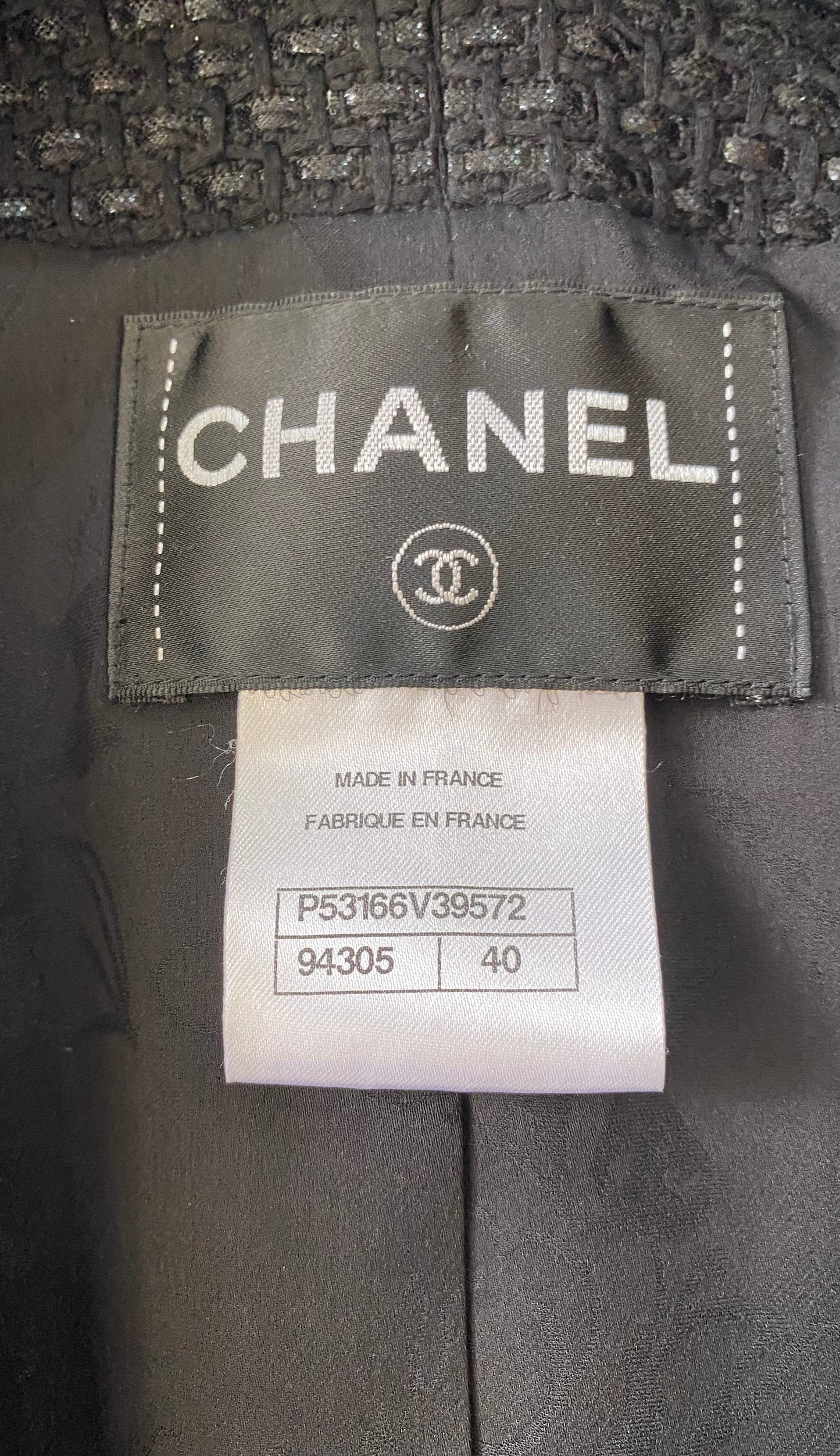 Chanel 16C Timeless Paris Seoul Black Tweed Jacket FR 40