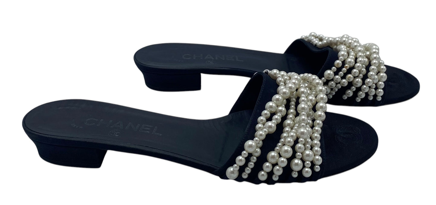 Chanel Classic Black White Pearl Slides Flats Sandals EU 39