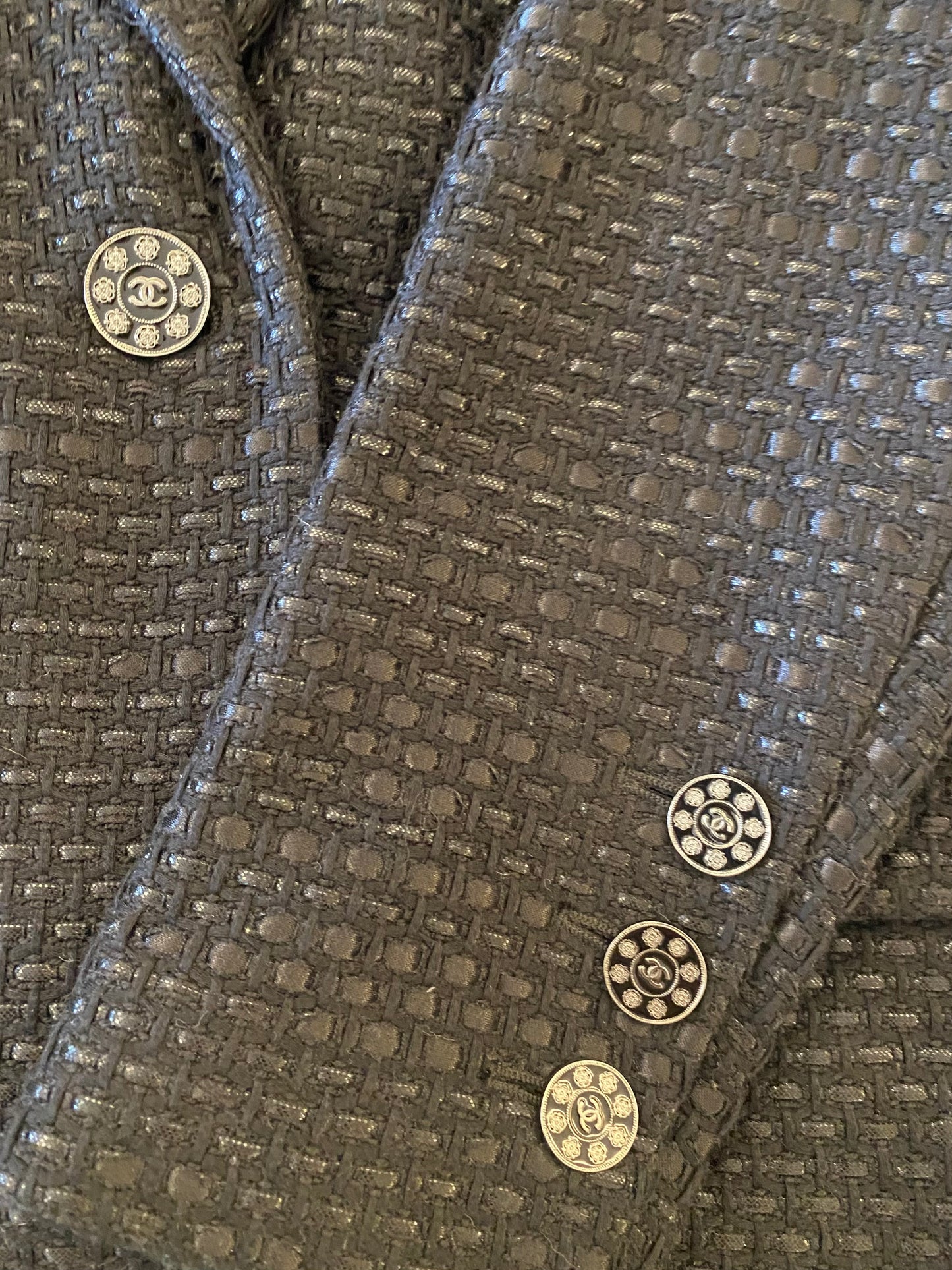 Chanel 16C Timeless Paris Seoul Black Tweed Jacket FR 40