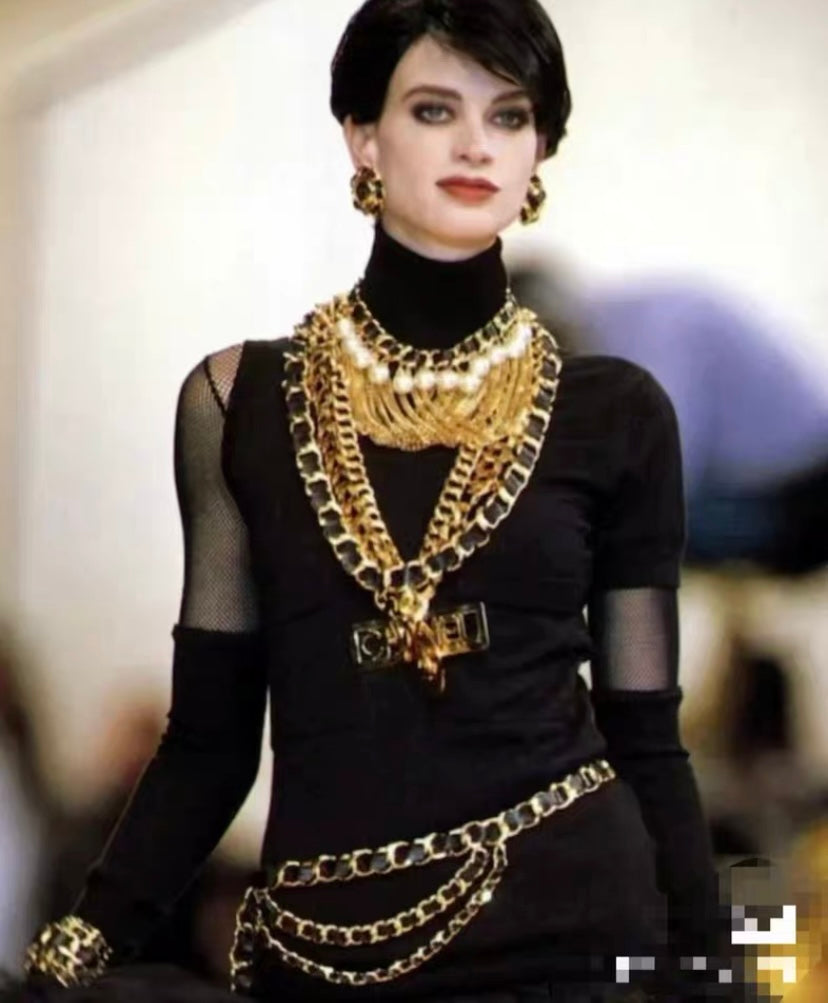Chanel Vintage 93P Jumbo 3 Strand Black Golds Leather Belt