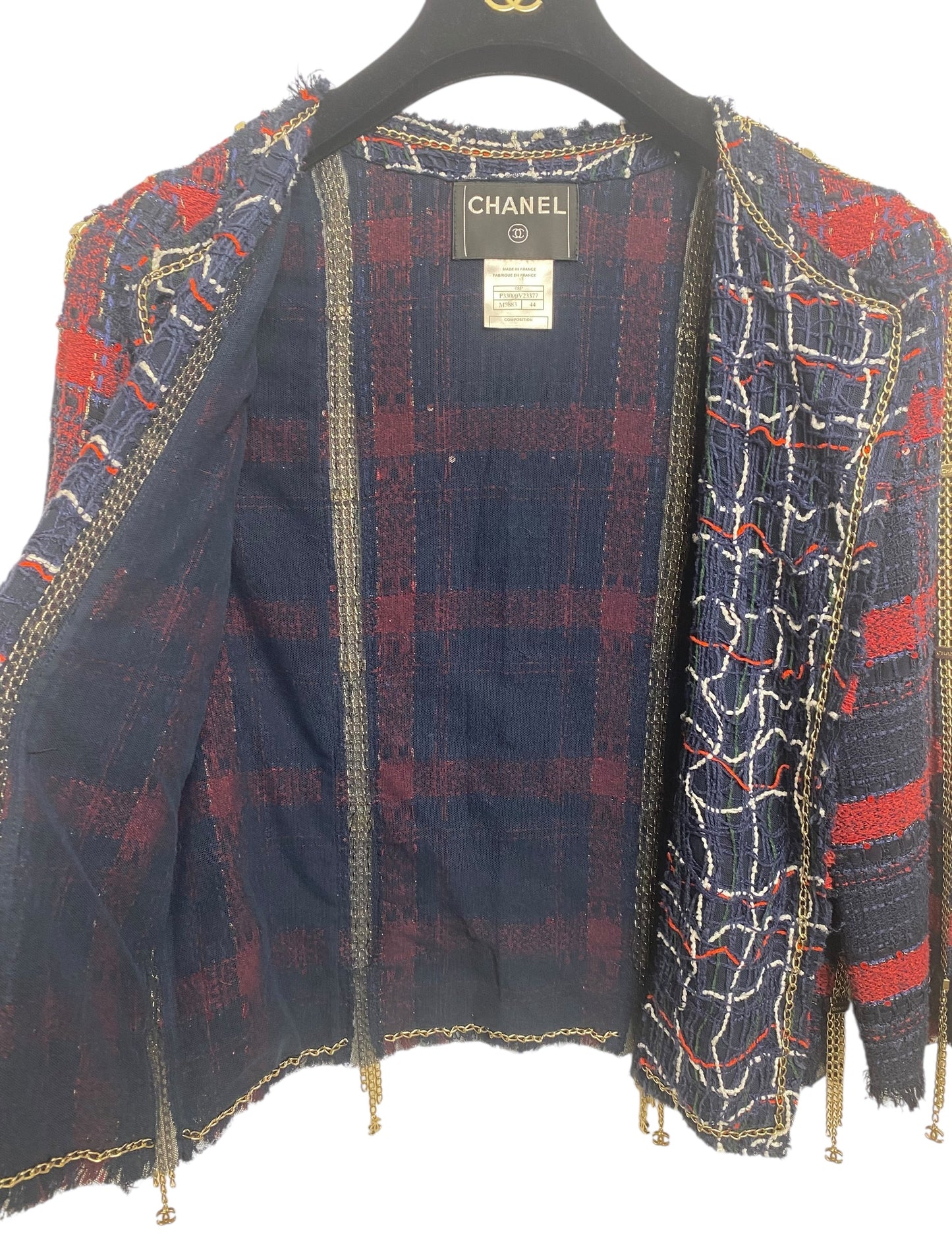 RARE CHANEL 08P RUNWAY BLUE RED GOLD CC CHAINS TWEED JACKET FR 44