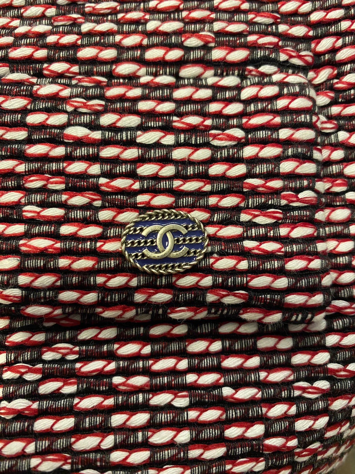 Chanel 19C La Pausa Runway 2 Piece Set Tweed Jacket Matching Capri Pants FR 38