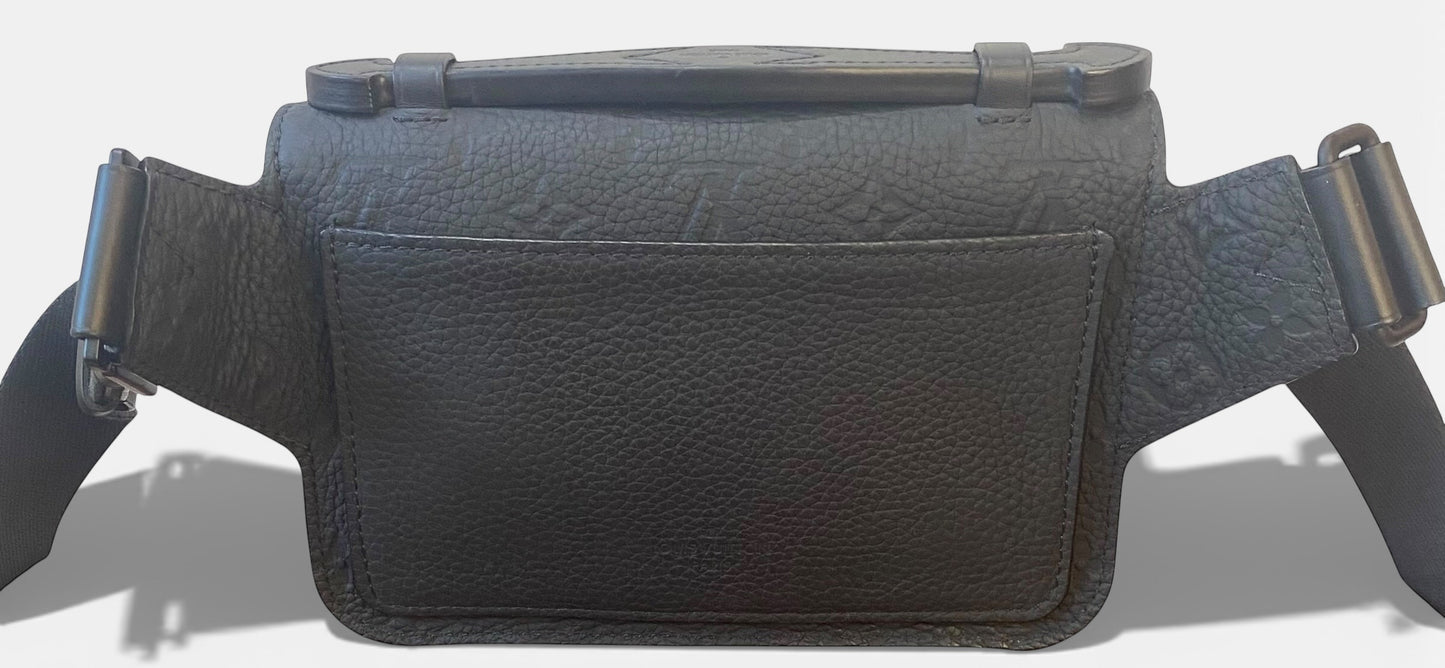 Louis Vuitton Matte Black Taurillon Monogram S Lock Sling Crossbody Waist Bag