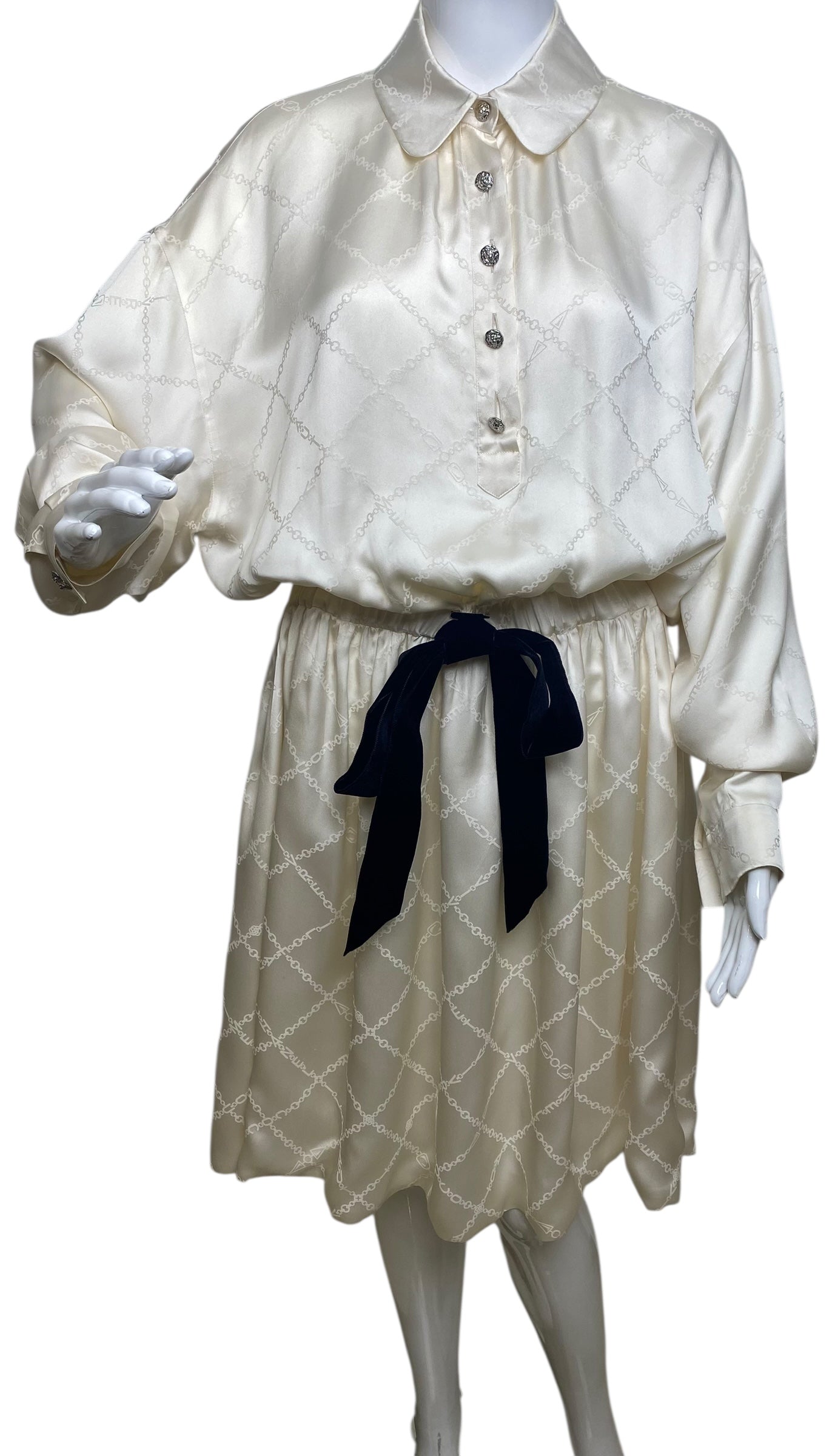 Chanel 22B Ecru Jacquard Silk CC Logo Velvet Bow Blouson Dress FR 40