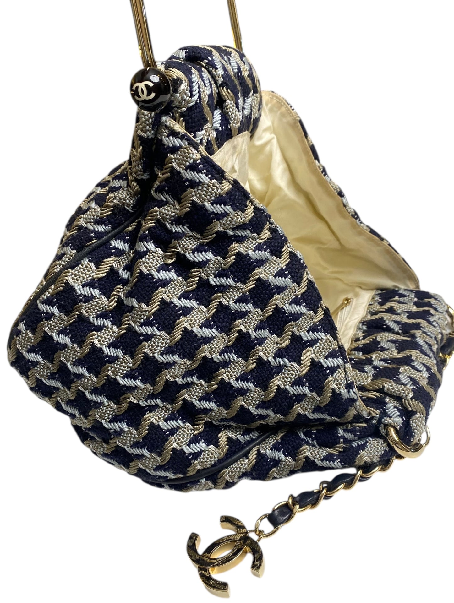 Rare Chanel 05P Runway Navy Blue Beige Tweed Top Handle Basket Bag