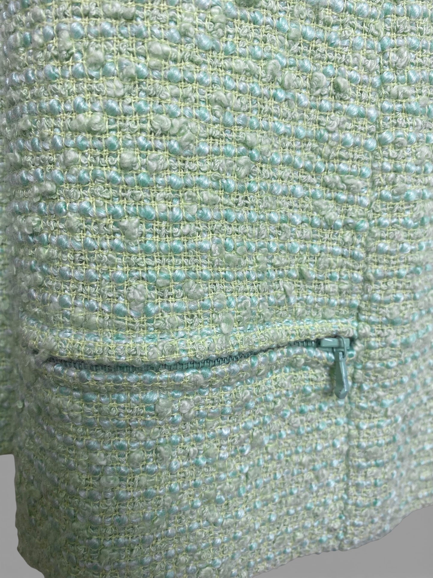 Chanel 04C Mint Green Tweed Boucle Zippered Appliqués Jacket FR 42