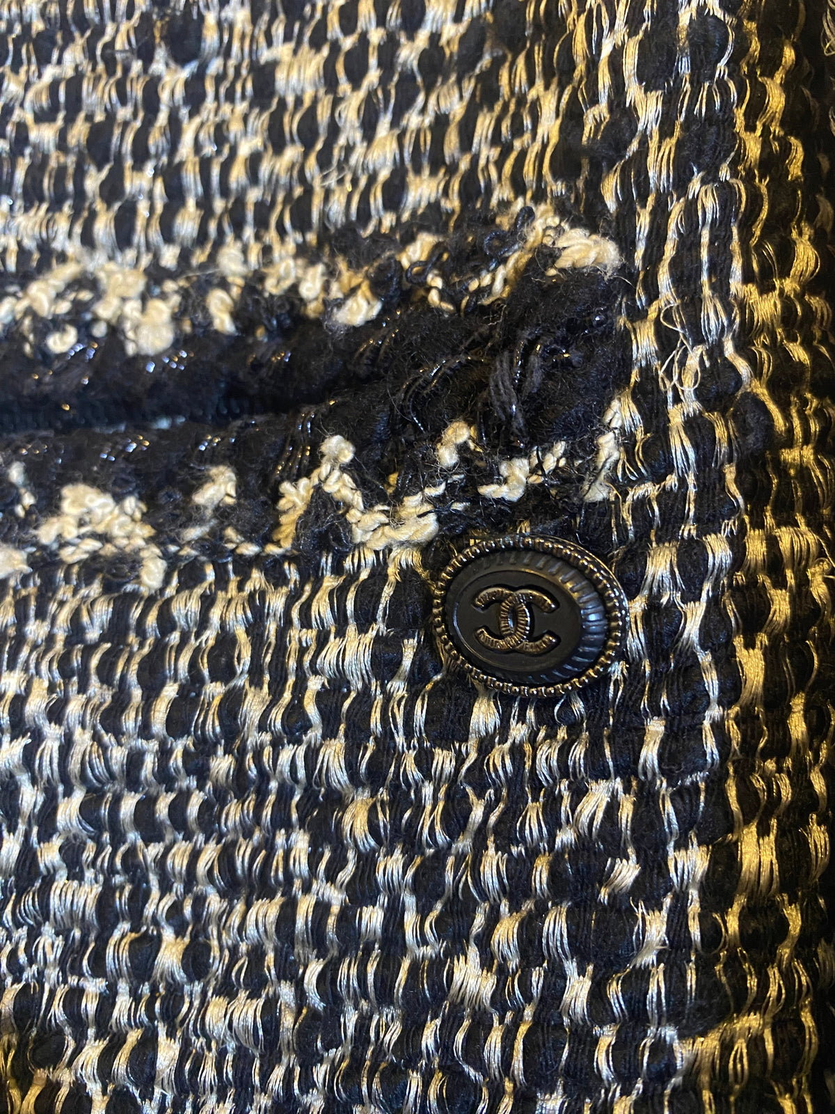 Chanel 11A Classic Black White Tweed Braided Trim Zip Up Jacket FR 50
