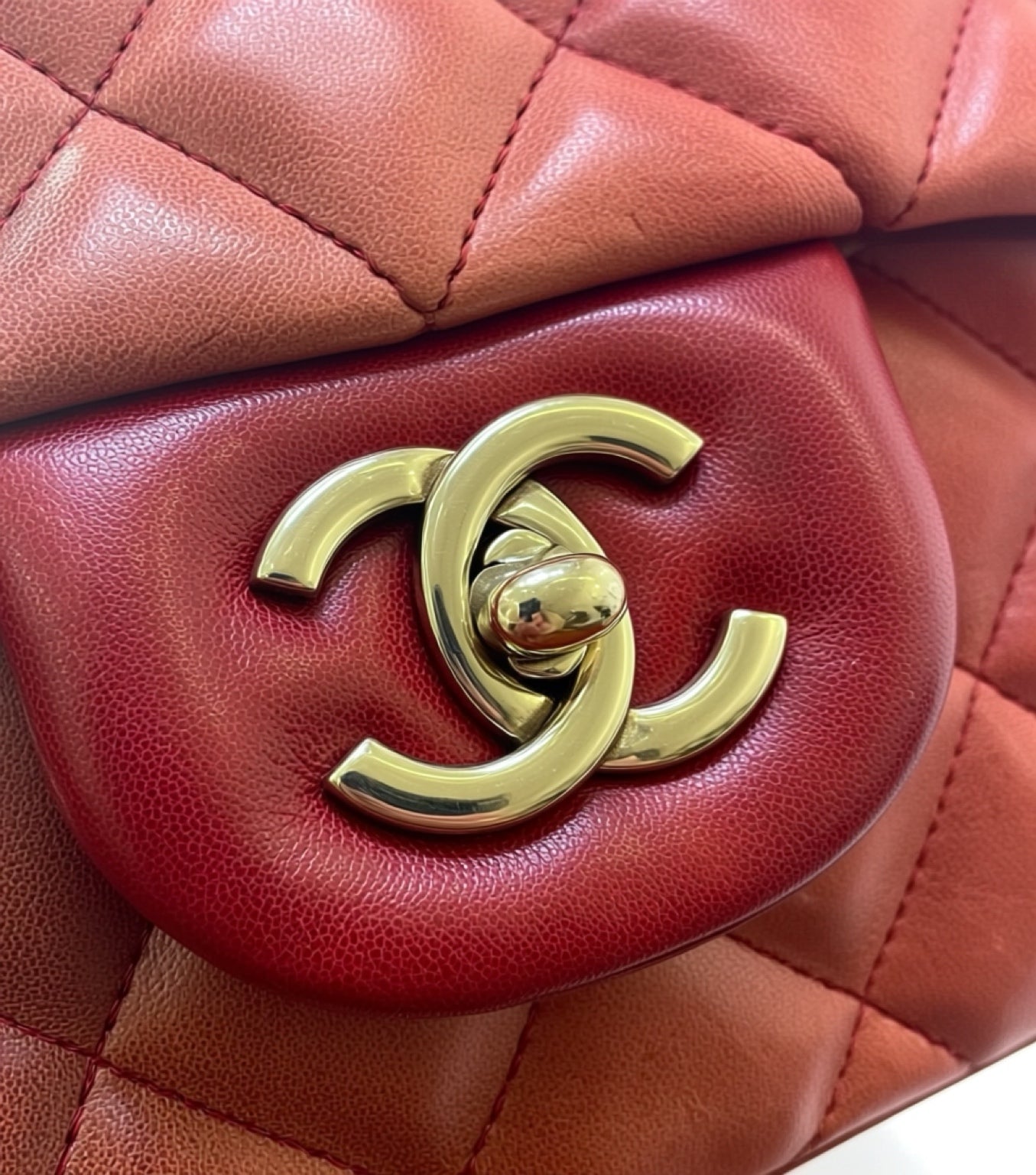 Chanel Jumbo Classic Ombre Pink Burgundy Quilted Lambskin Single Flap Bag