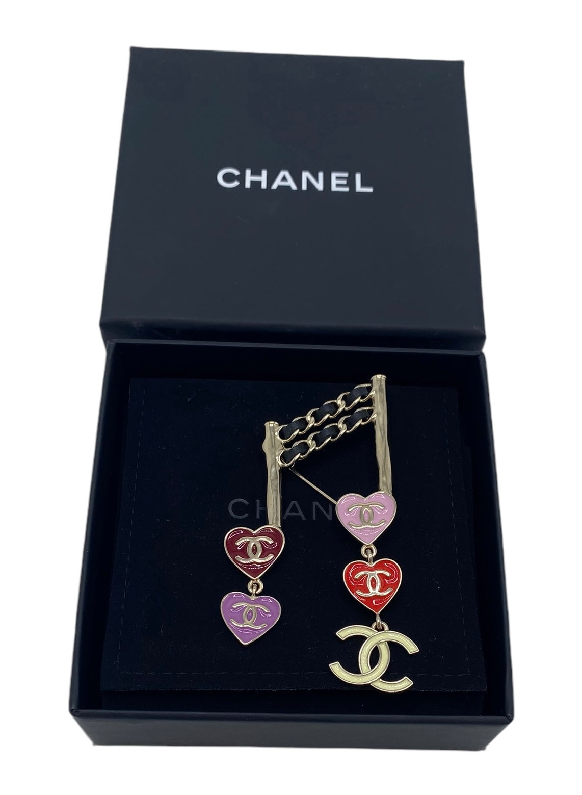 CHANEL 24A LIGHT GOLD MUSIC NOTE HEART CC LOGO BROOCH PIN
