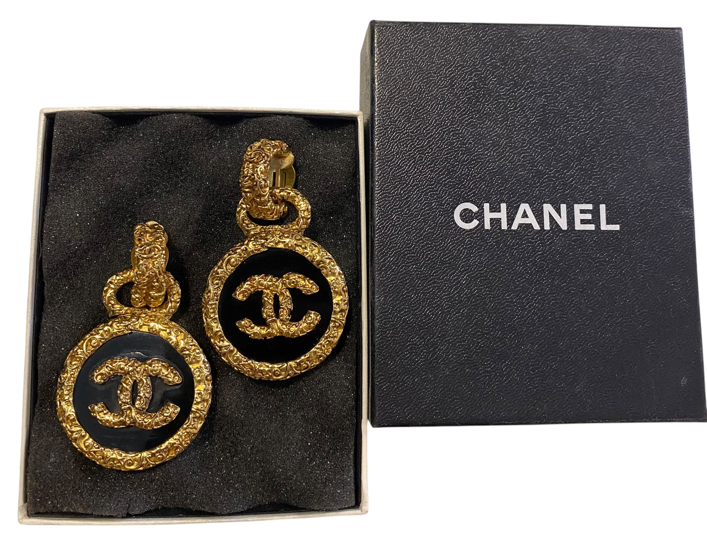 Chanel 93A Large Gold Metal Black Onyx Button Medallion Florentine Drop Dangle Clip-On Earrings