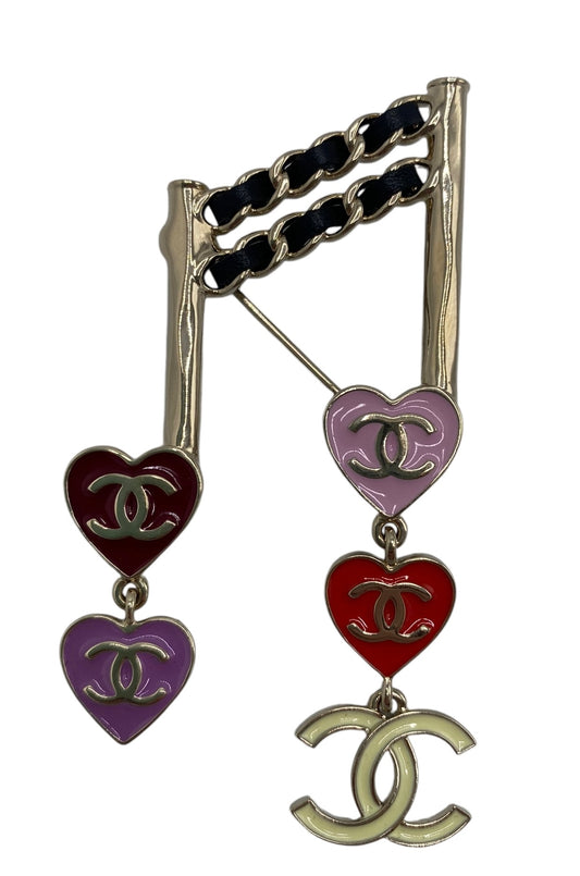 CHANEL 24A LIGHT GOLD MUSIC NOTE HEART CC LOGO BROOCH PIN