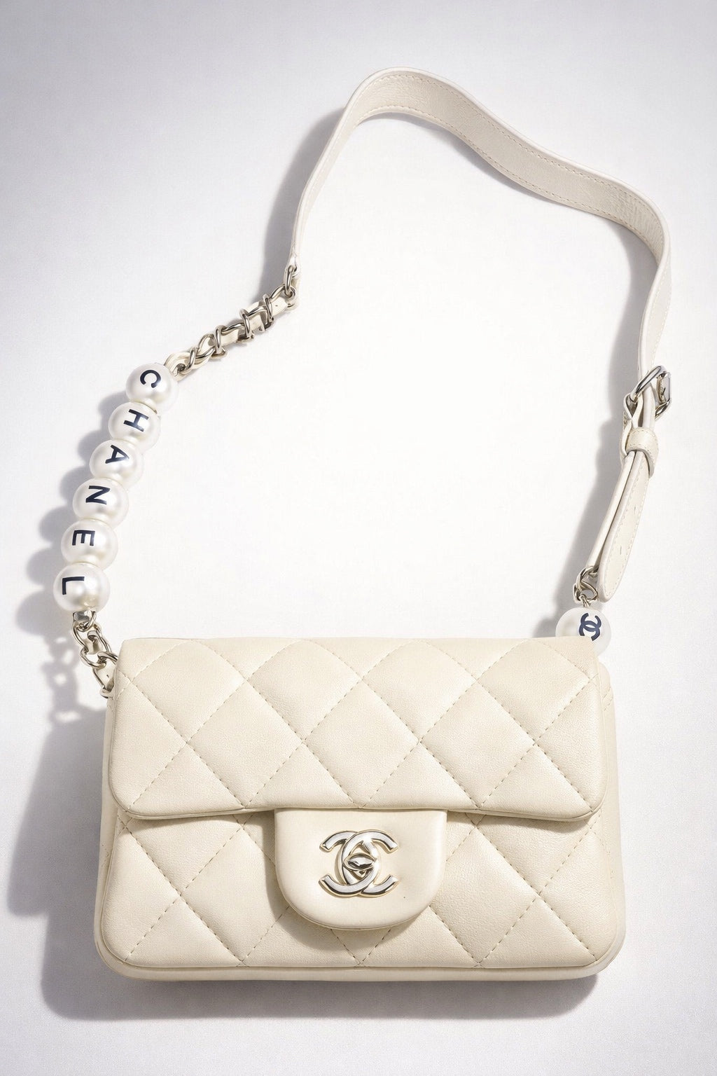Chanel 2019 My Precious Pearls Quilted Leather Mini Waist Belt Bag