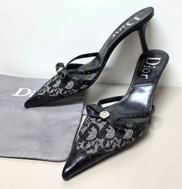 VINTAGE Y2K DIOR TROTTER MONOGRAM BOW POINTED MULE KITTEN HEELS IT 37.5 US 7.5