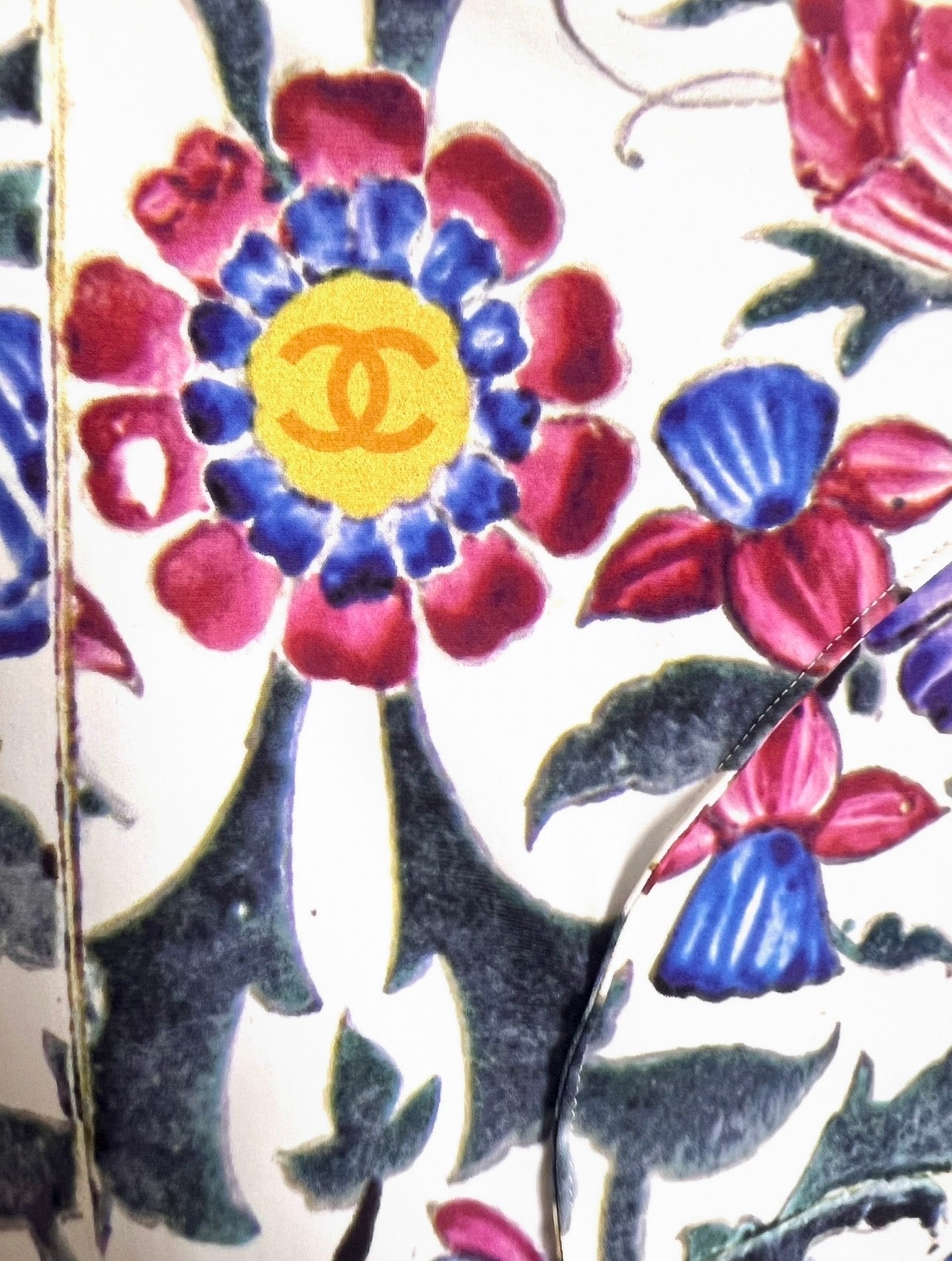 Chanel 15C Dubai CC Logo Kaleidoscopic Shirt Blouse FR 40