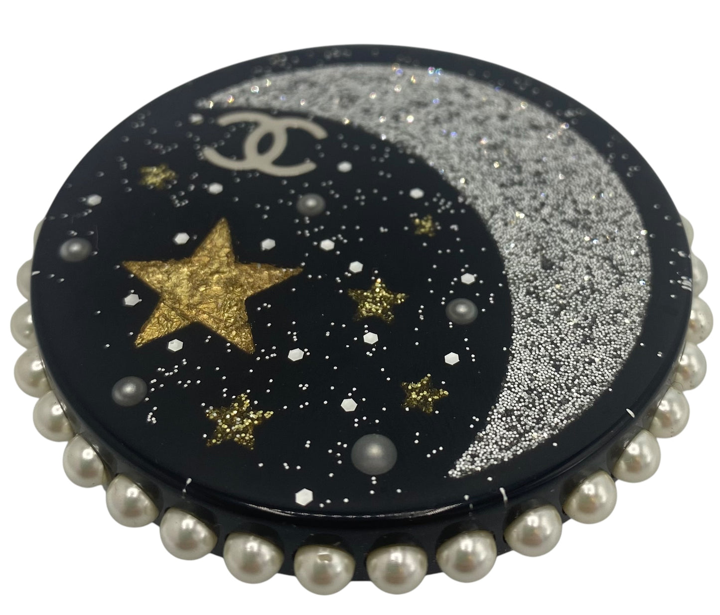 CHANEL 2017 LARGE MOON AND STAR BROOCH