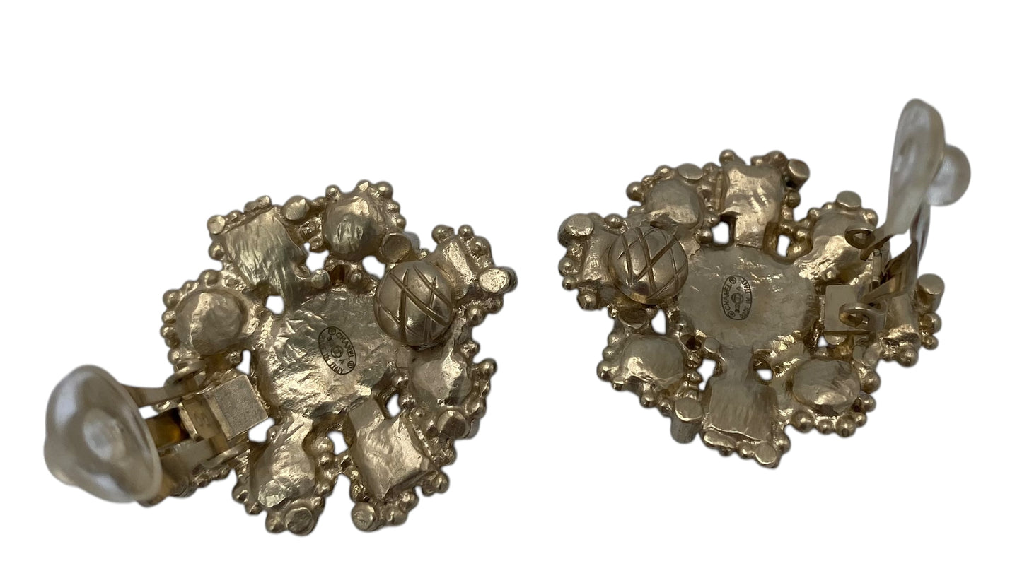 Rare Chanel 12A Paris-Bombay Large Gold Black Pearl Crystal Clip On Earrings