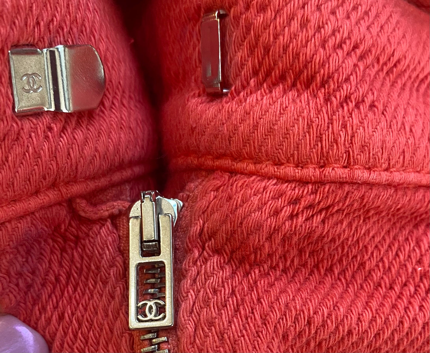 Chanel 2019 Coral Red Cotton CC Buckle Shorts FR 36
