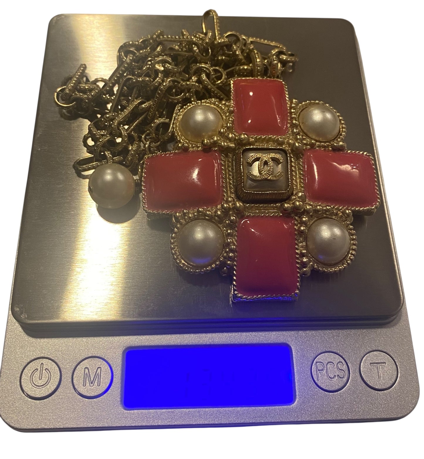 Chanel 13S XL CC Medallion Pendant Pink Coral Gripoix Pearl Gold Necklace