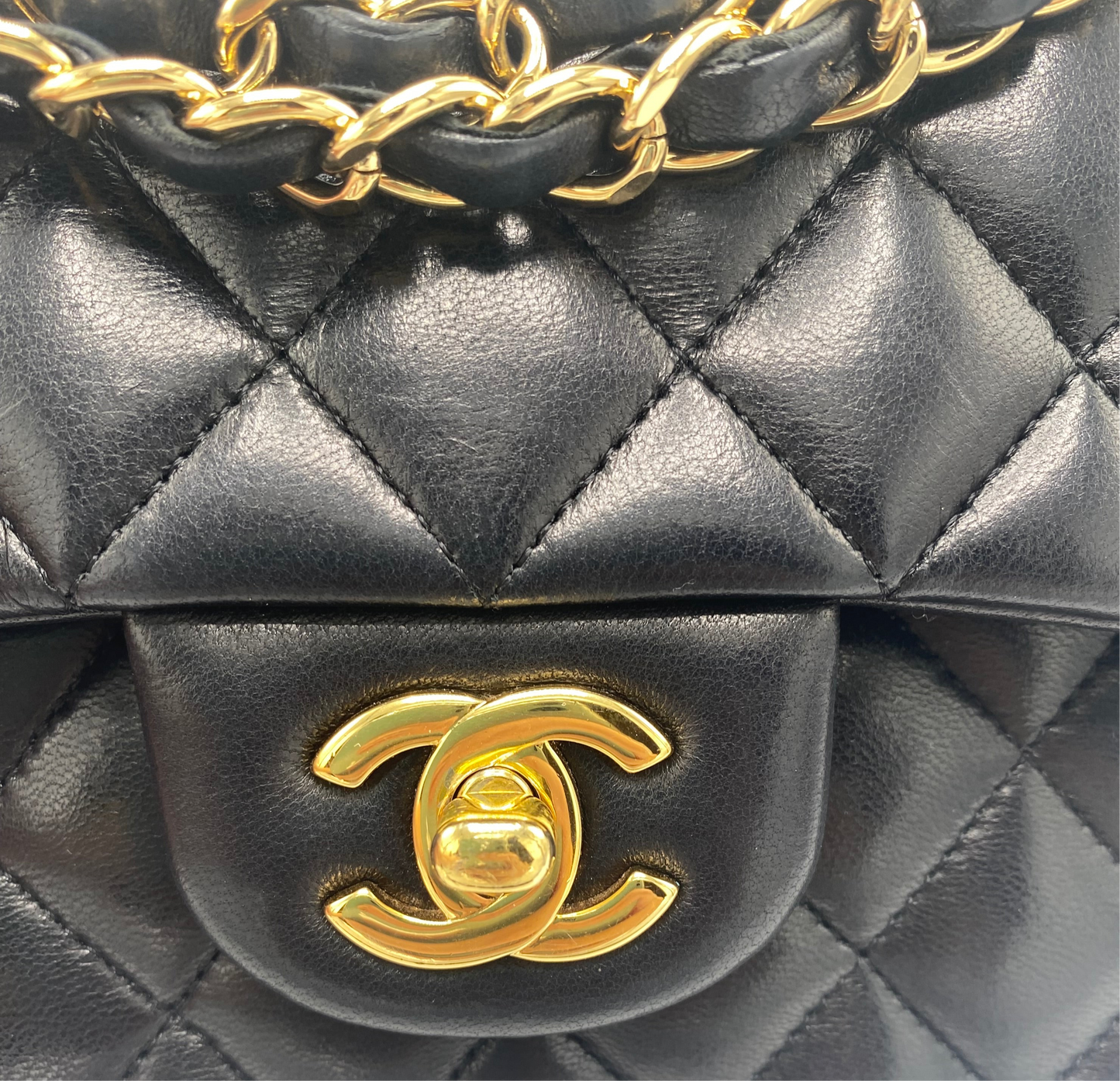 Chanel Classic Timeless Double Flap Medium Lambskin Black Shiny Gold Hardware